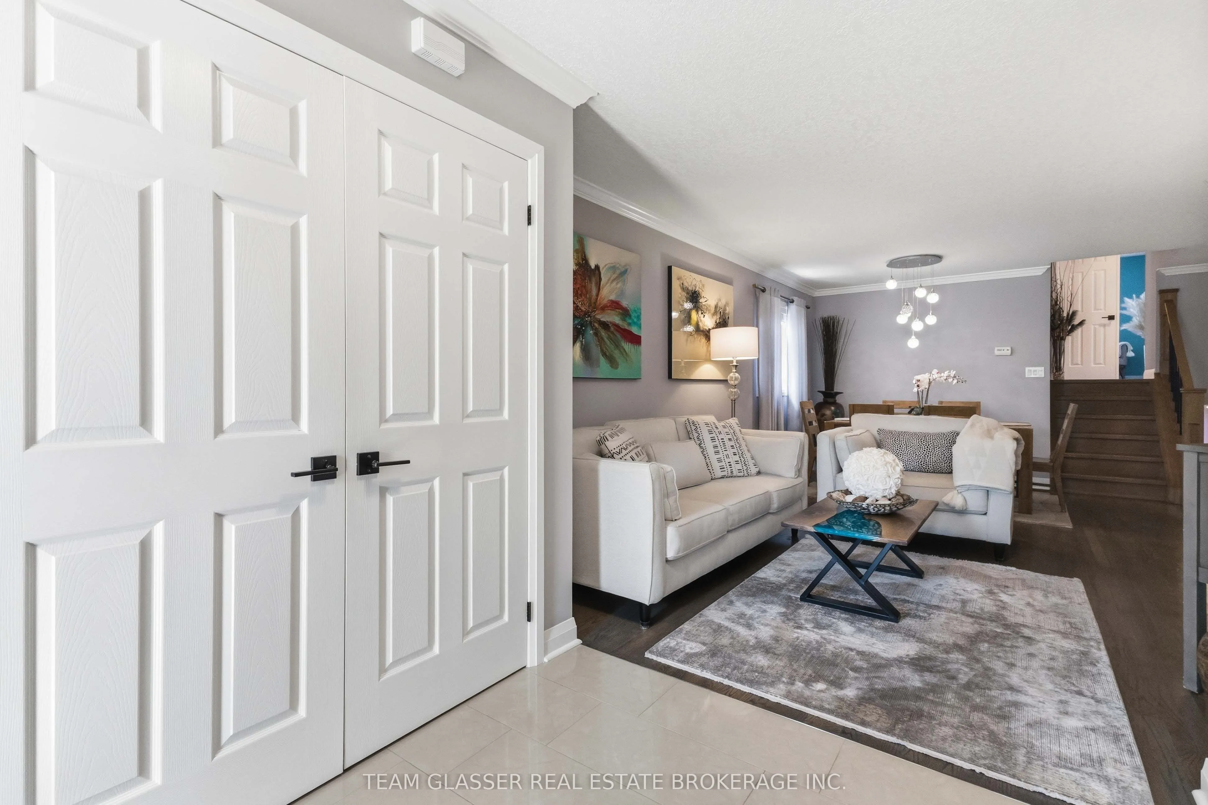 2334 MEADOWGATE Boulevard