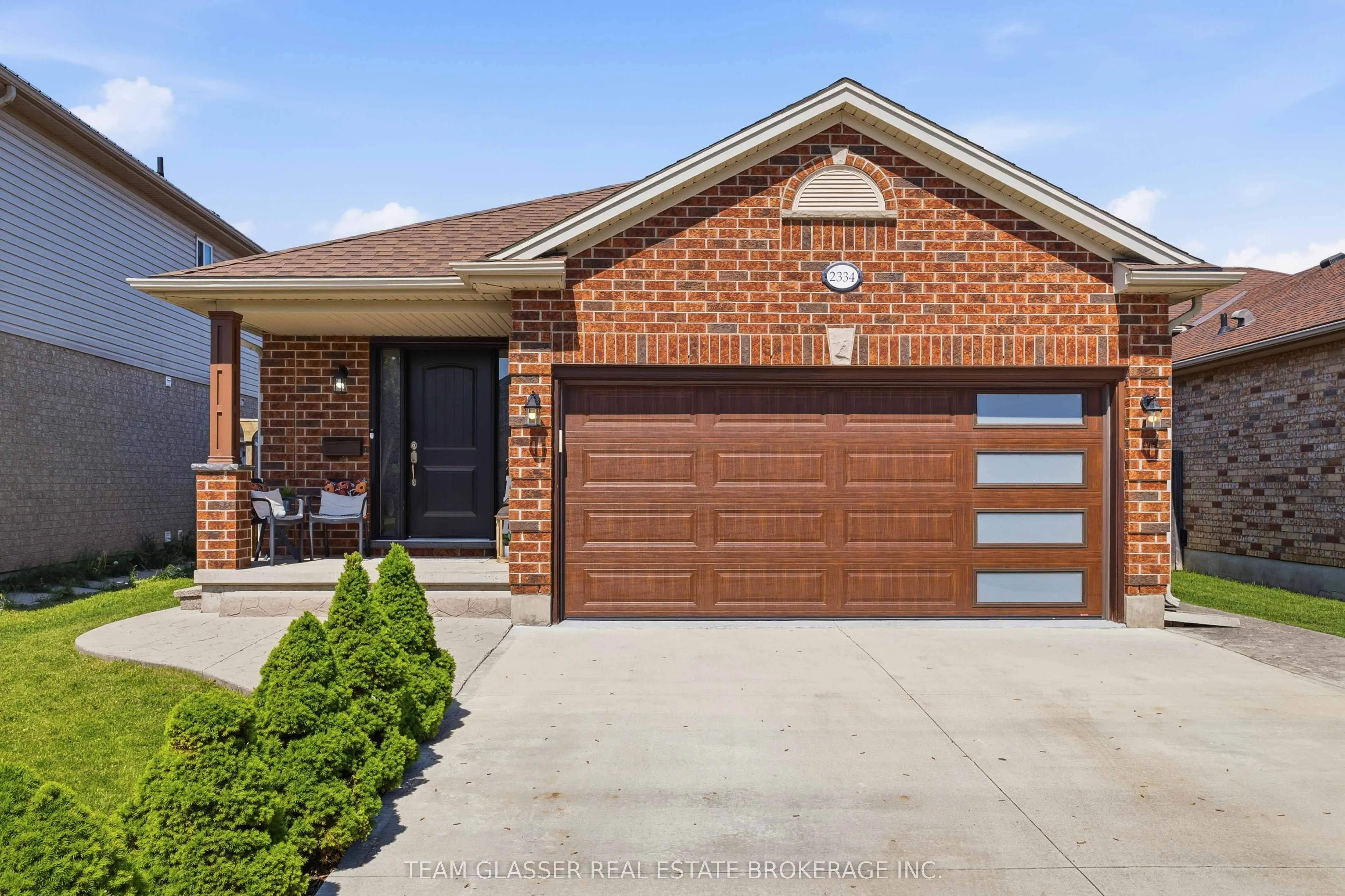 2334 MEADOWGATE Boulevard
