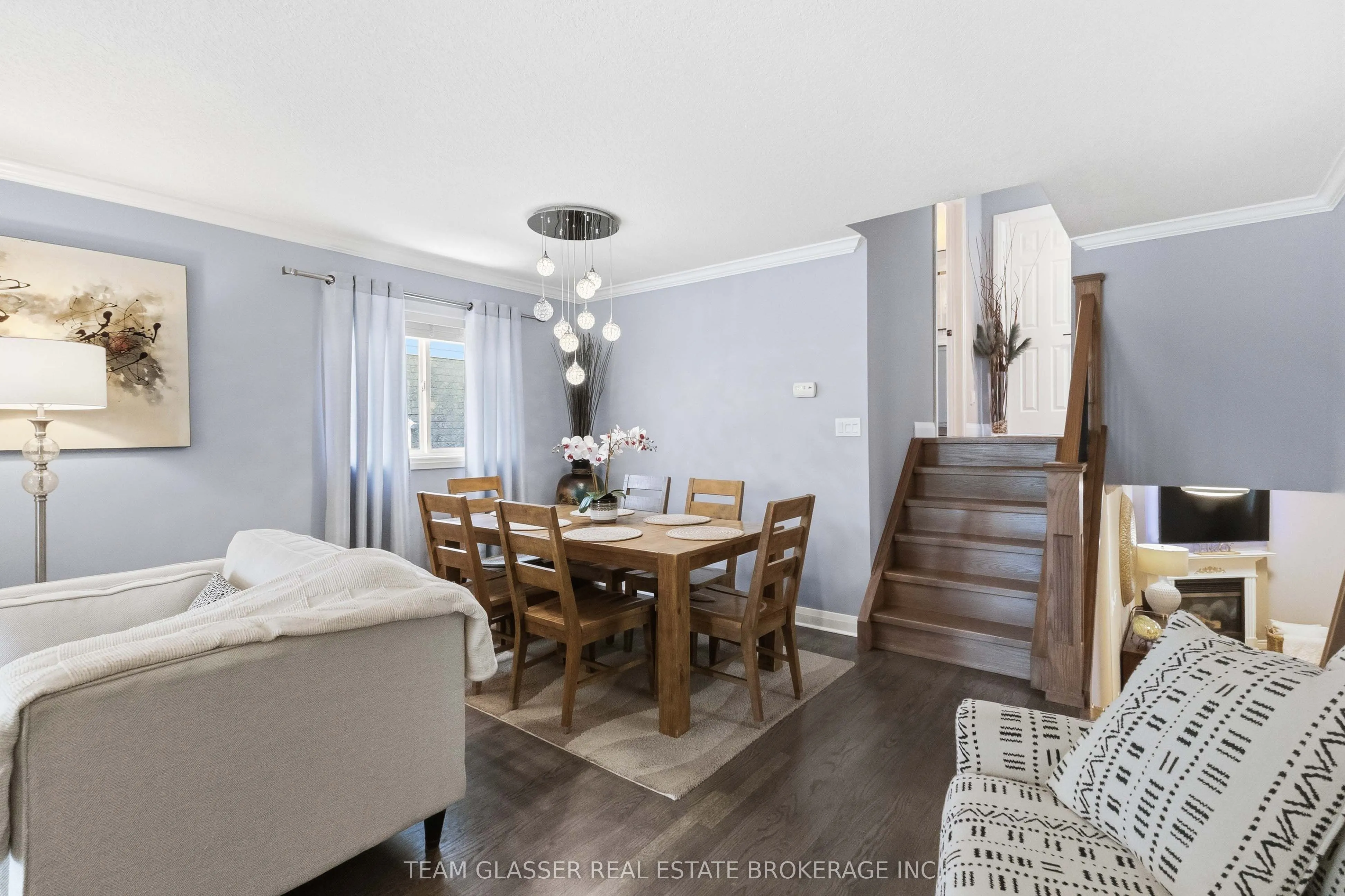 2334 MEADOWGATE Boulevard