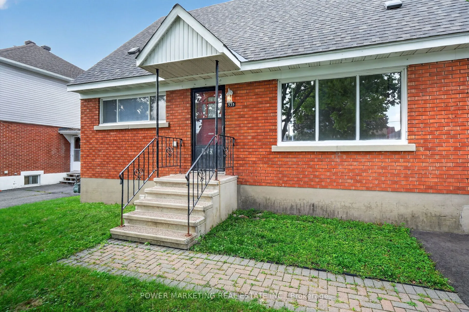 535 Dunbrack Street