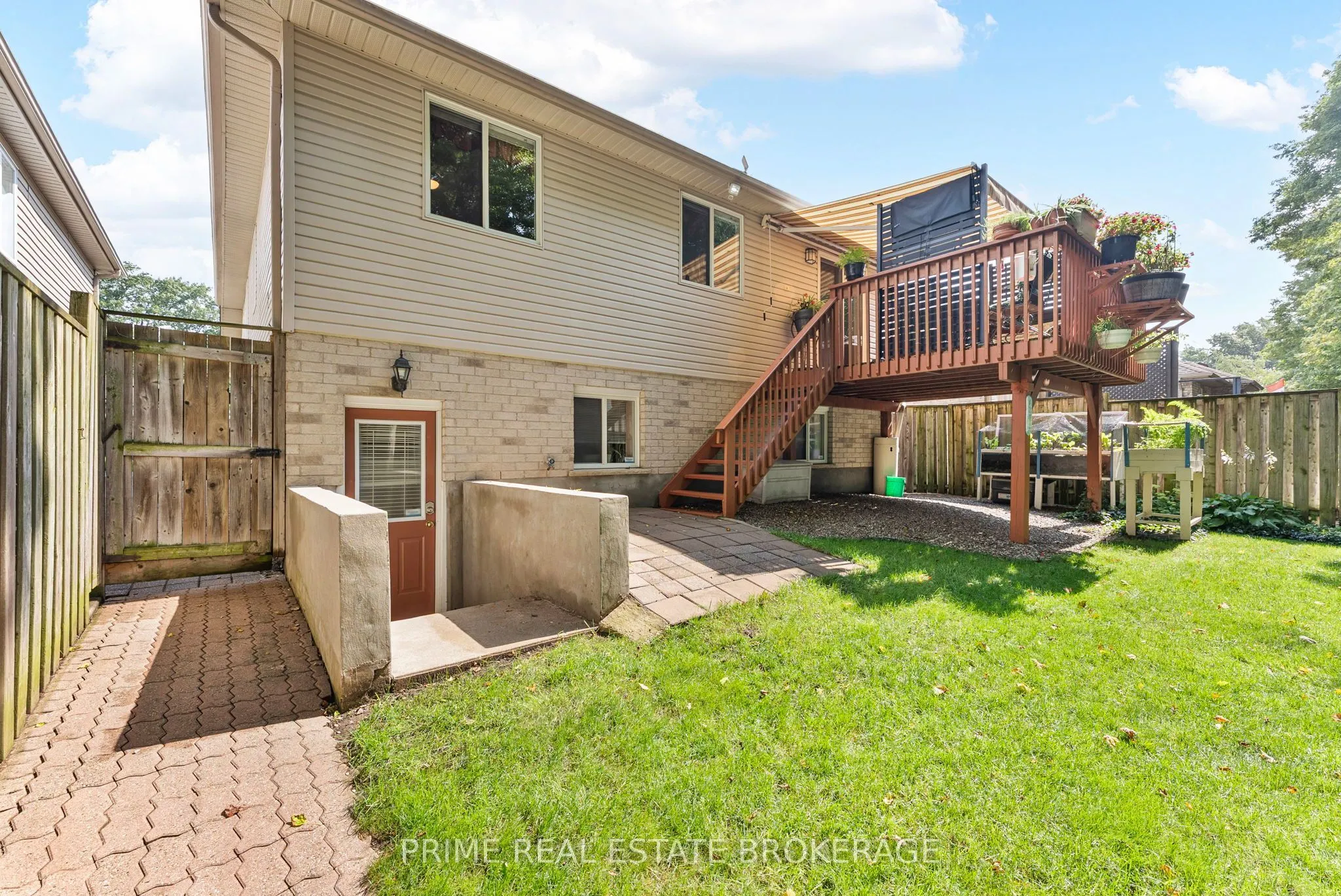 102 Ridge Street