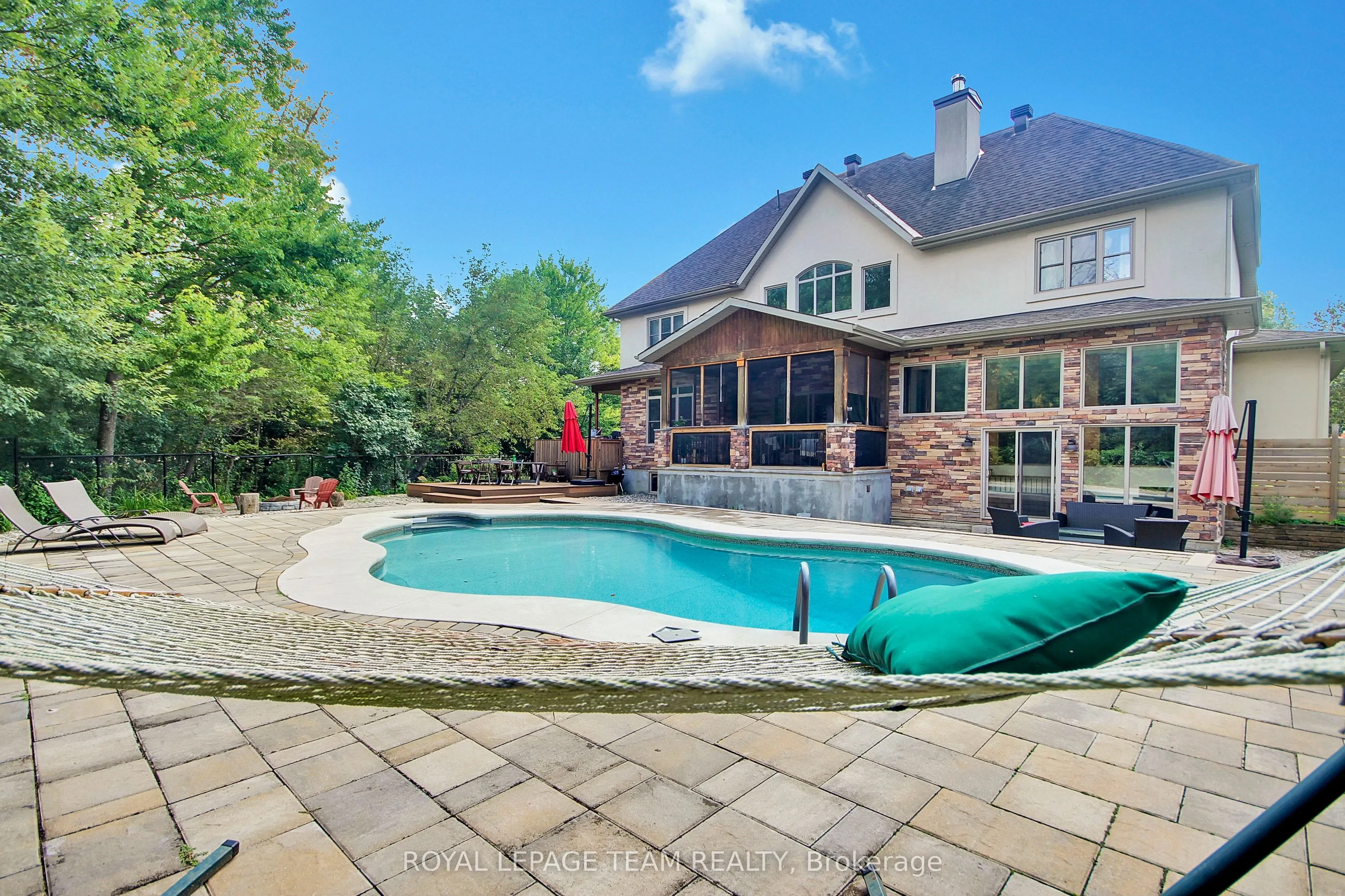 1671 Reindeer Way