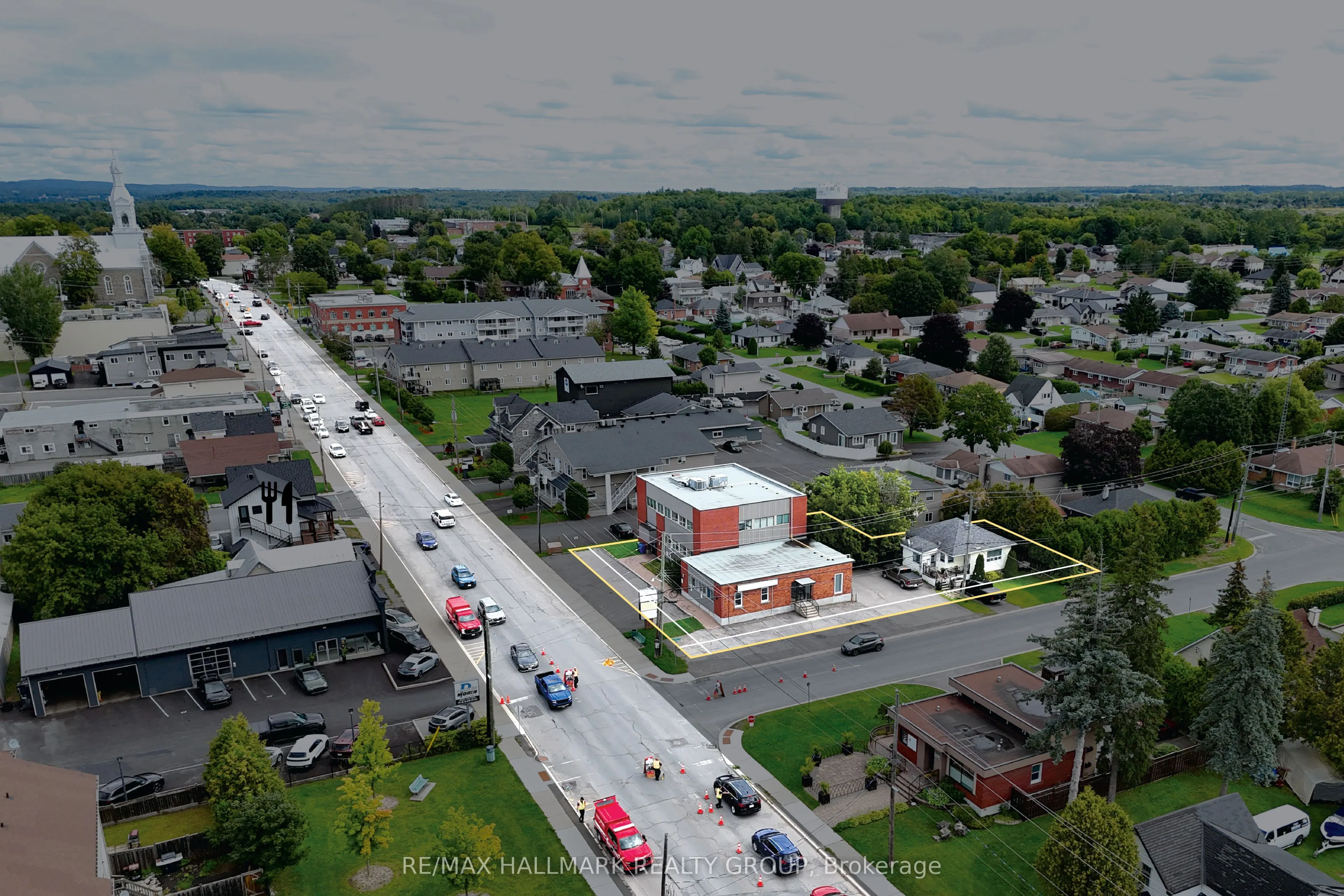 00 Laurier Street