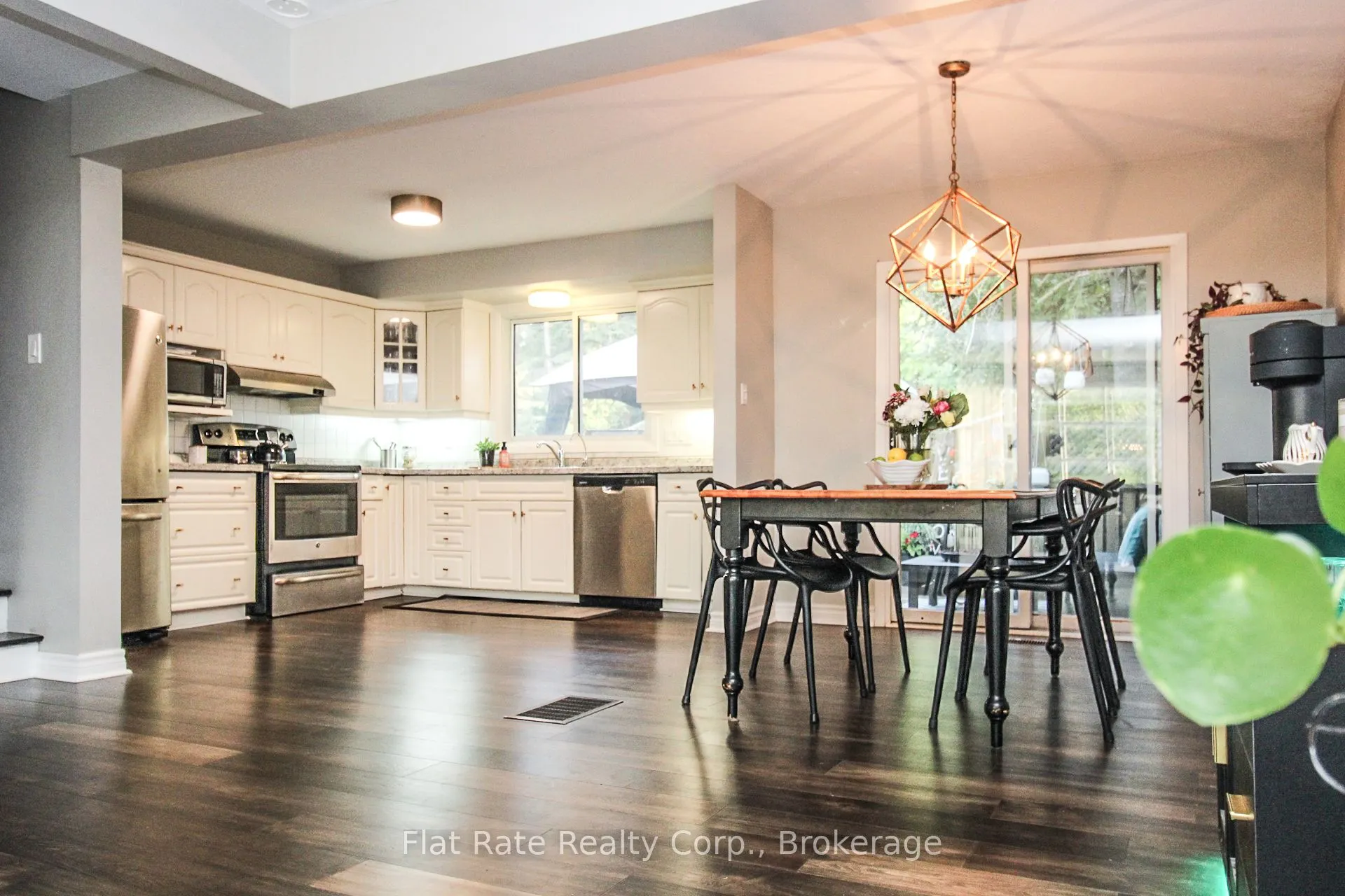 1243 Bridle Drive