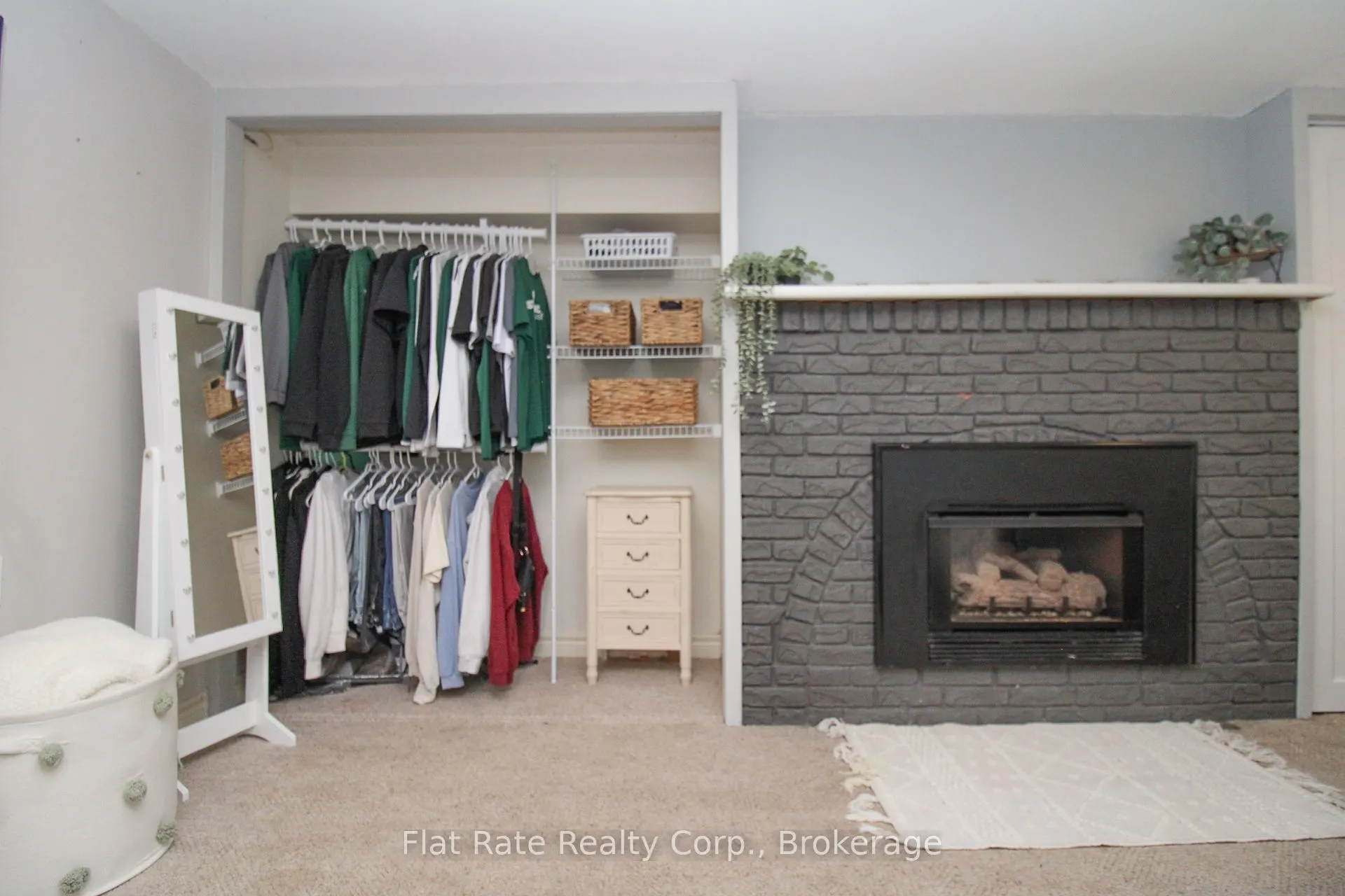 1243 Bridle Drive