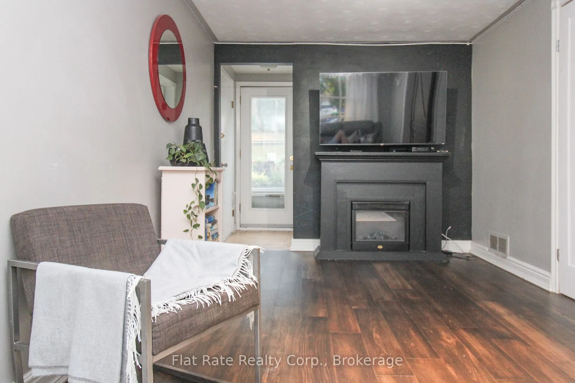 1243 Bridle Drive