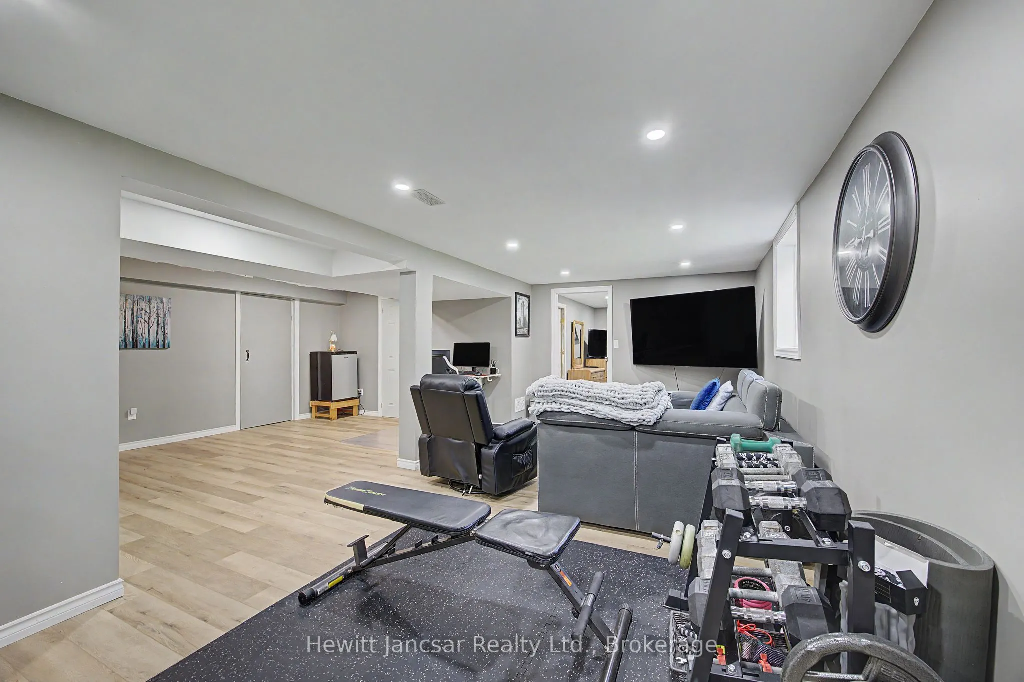 4 Fairview Street