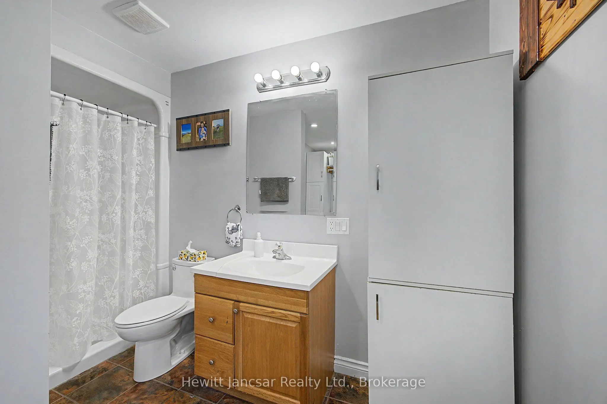 4 Fairview Street