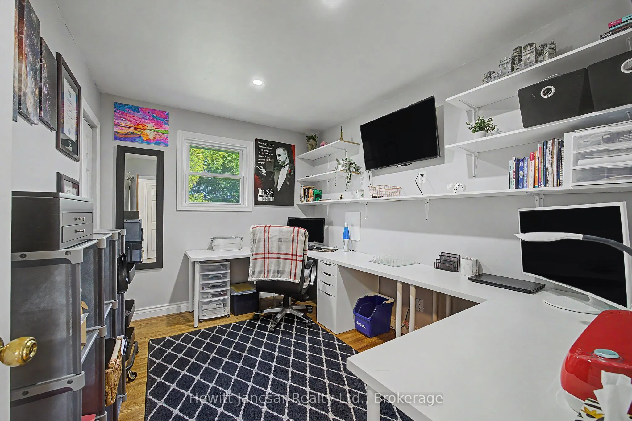 4 Fairview Street