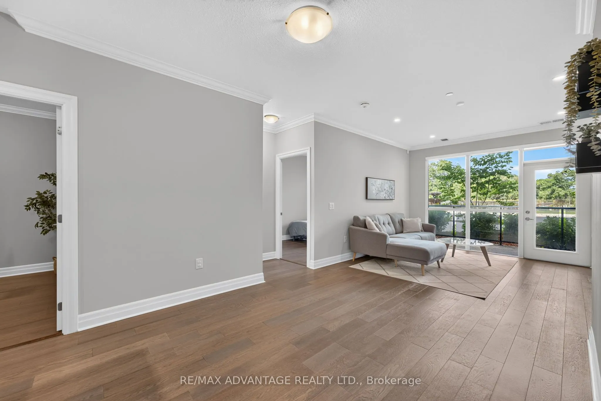 1200 Commissioners Road W #118