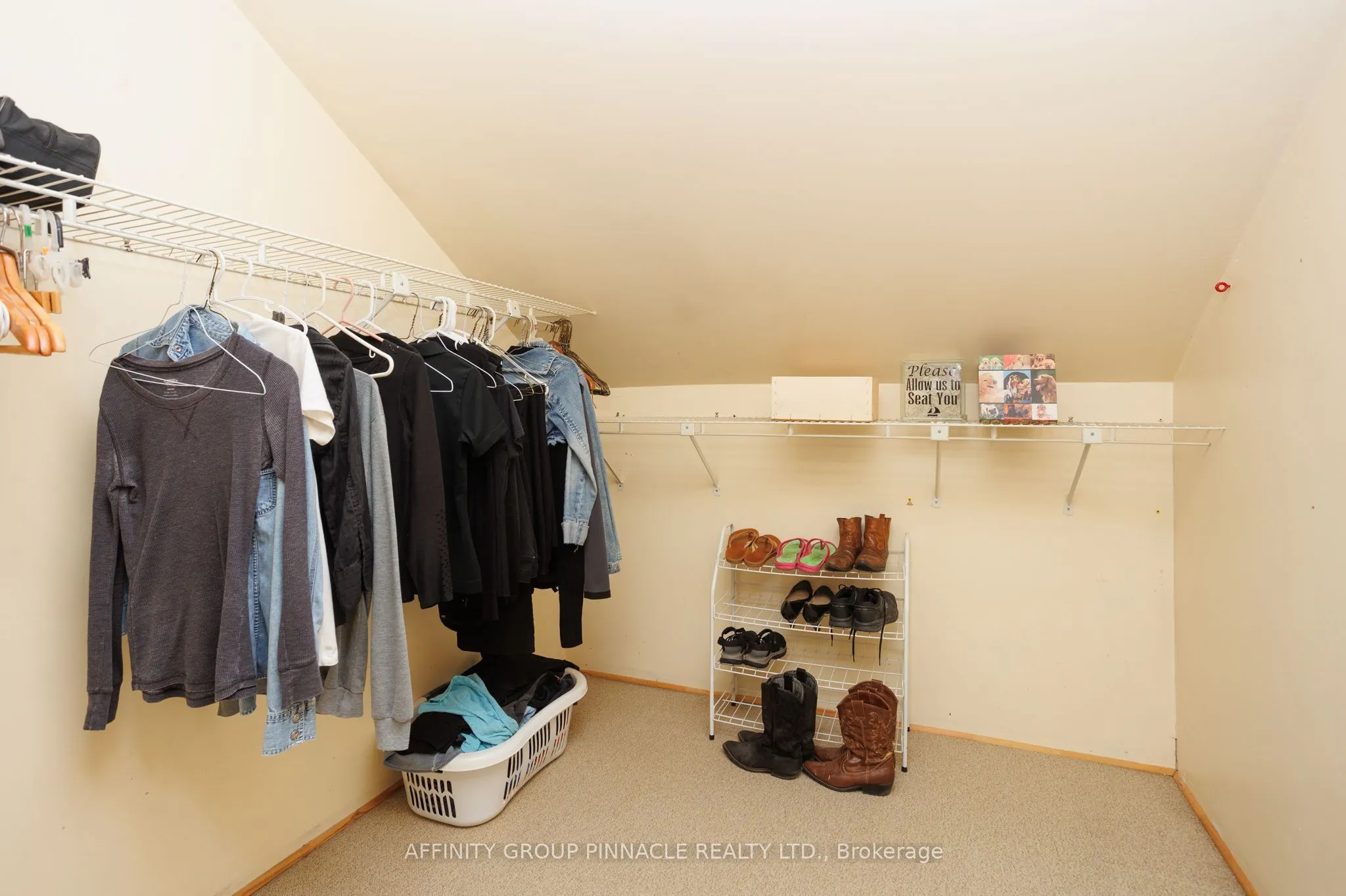 95 Bond Street E