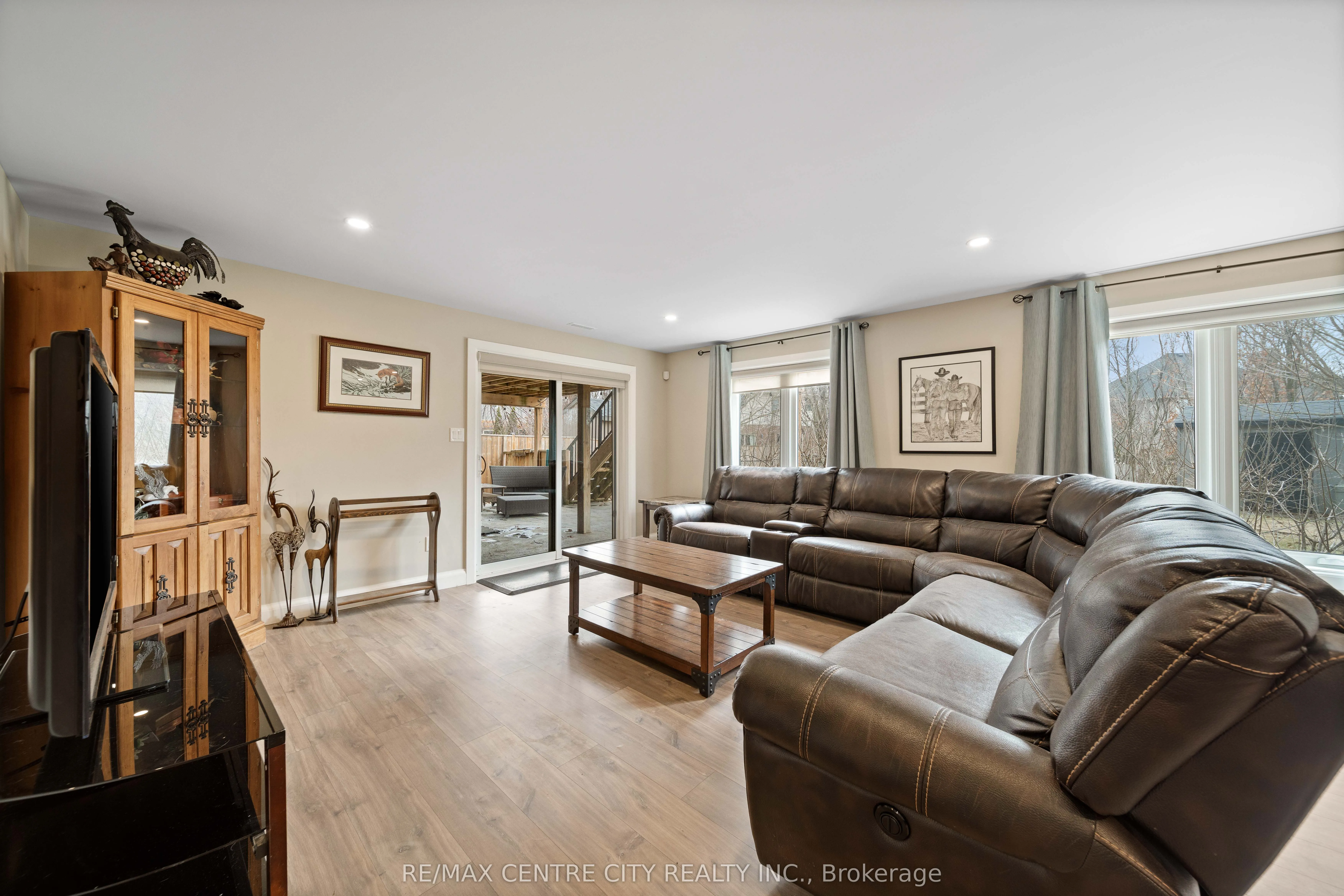 21 Belmont Avenue