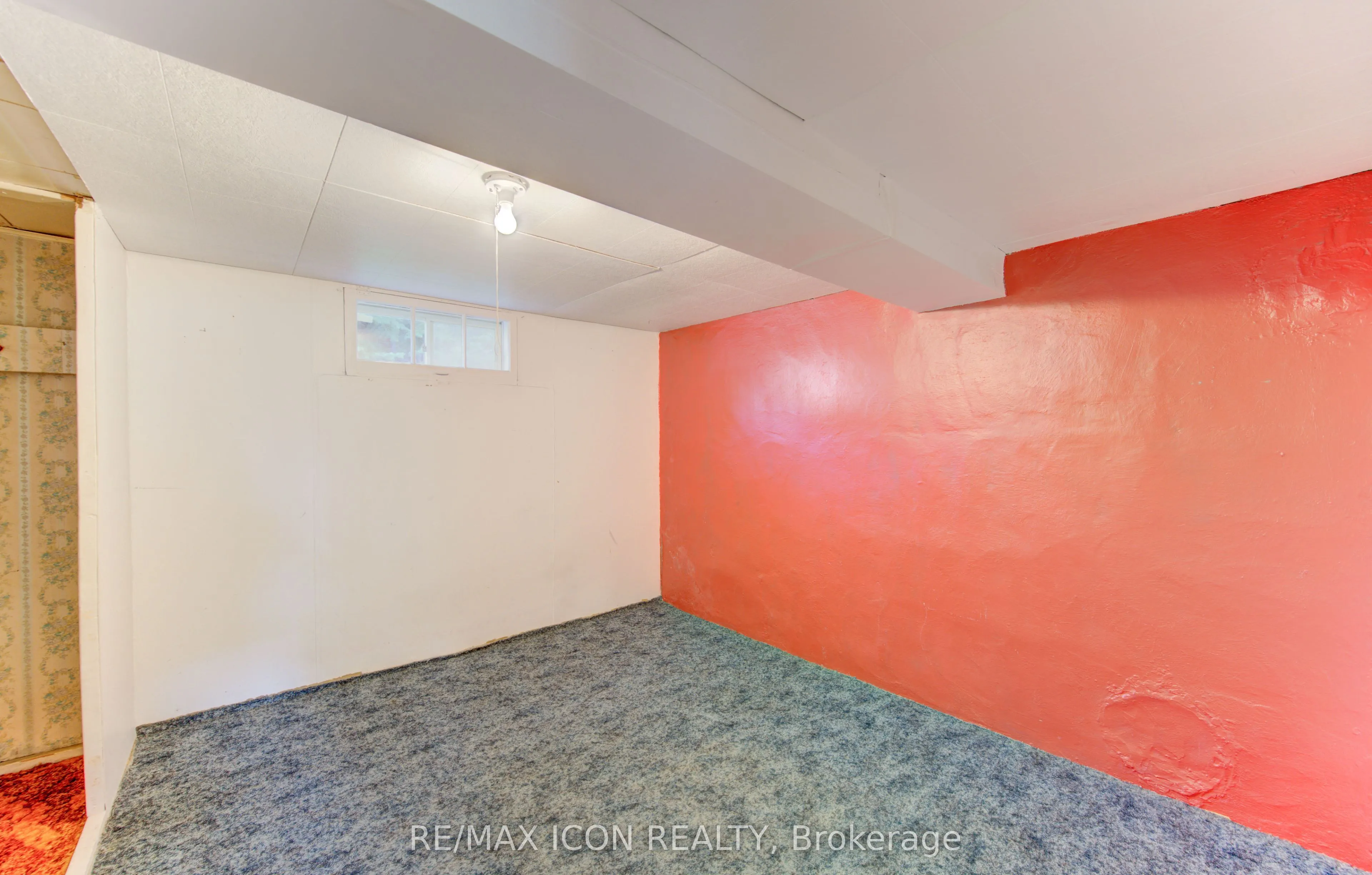 224 Weber Street E