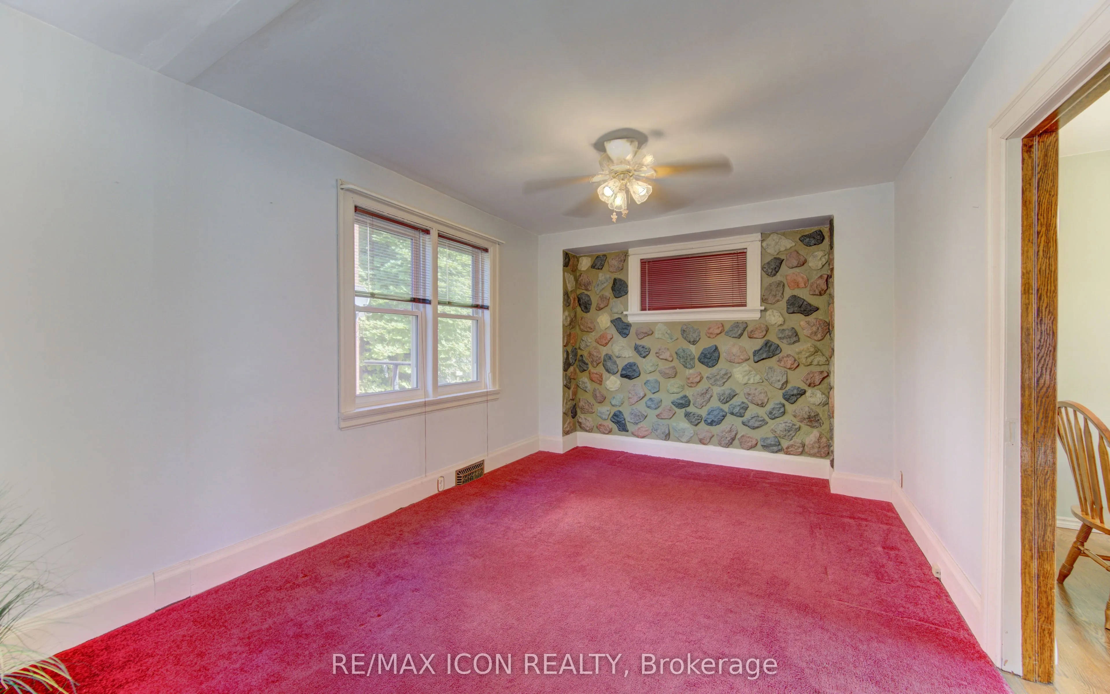 224 Weber Street E