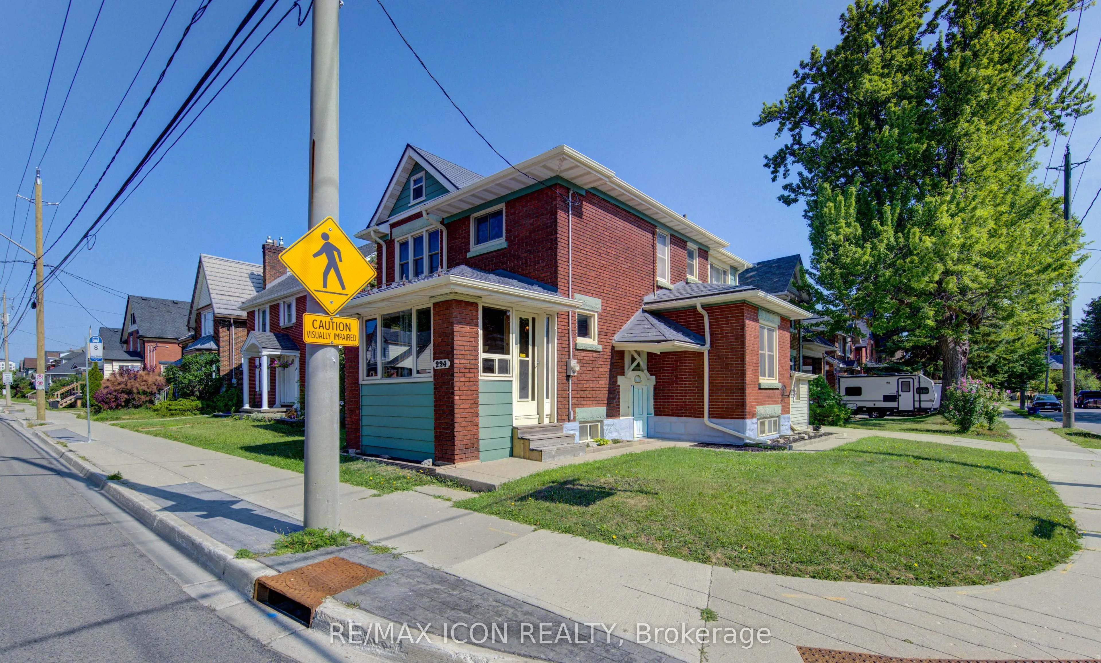 224 Weber Street E