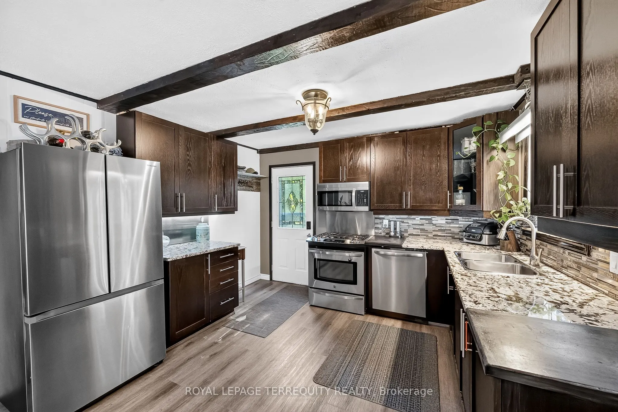 135 Izumi Way