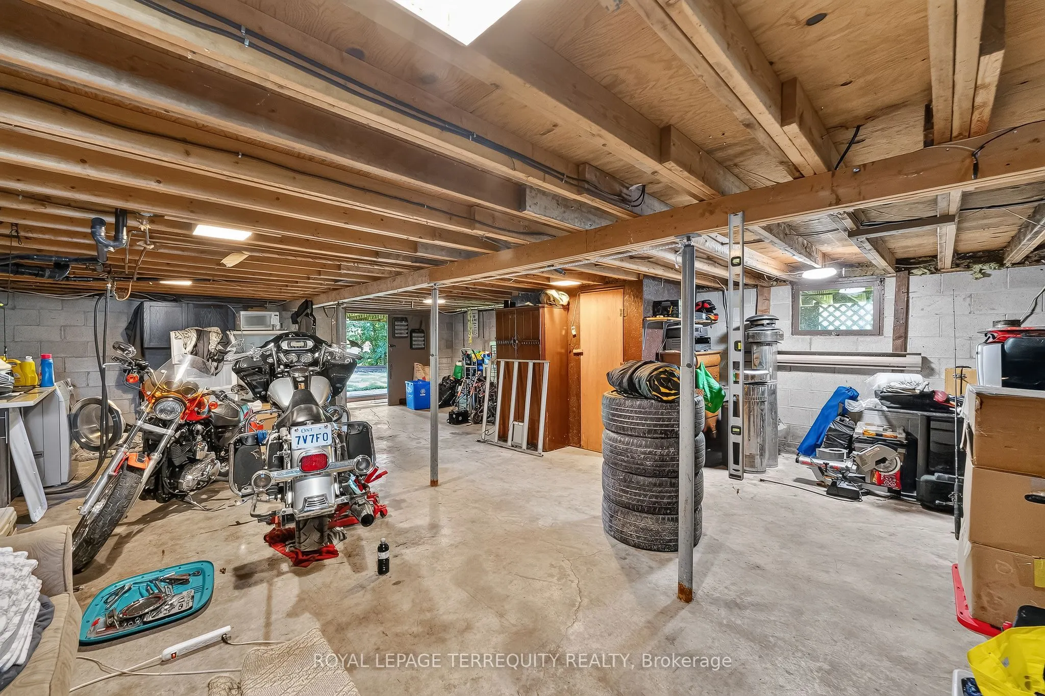 135 Izumi Way
