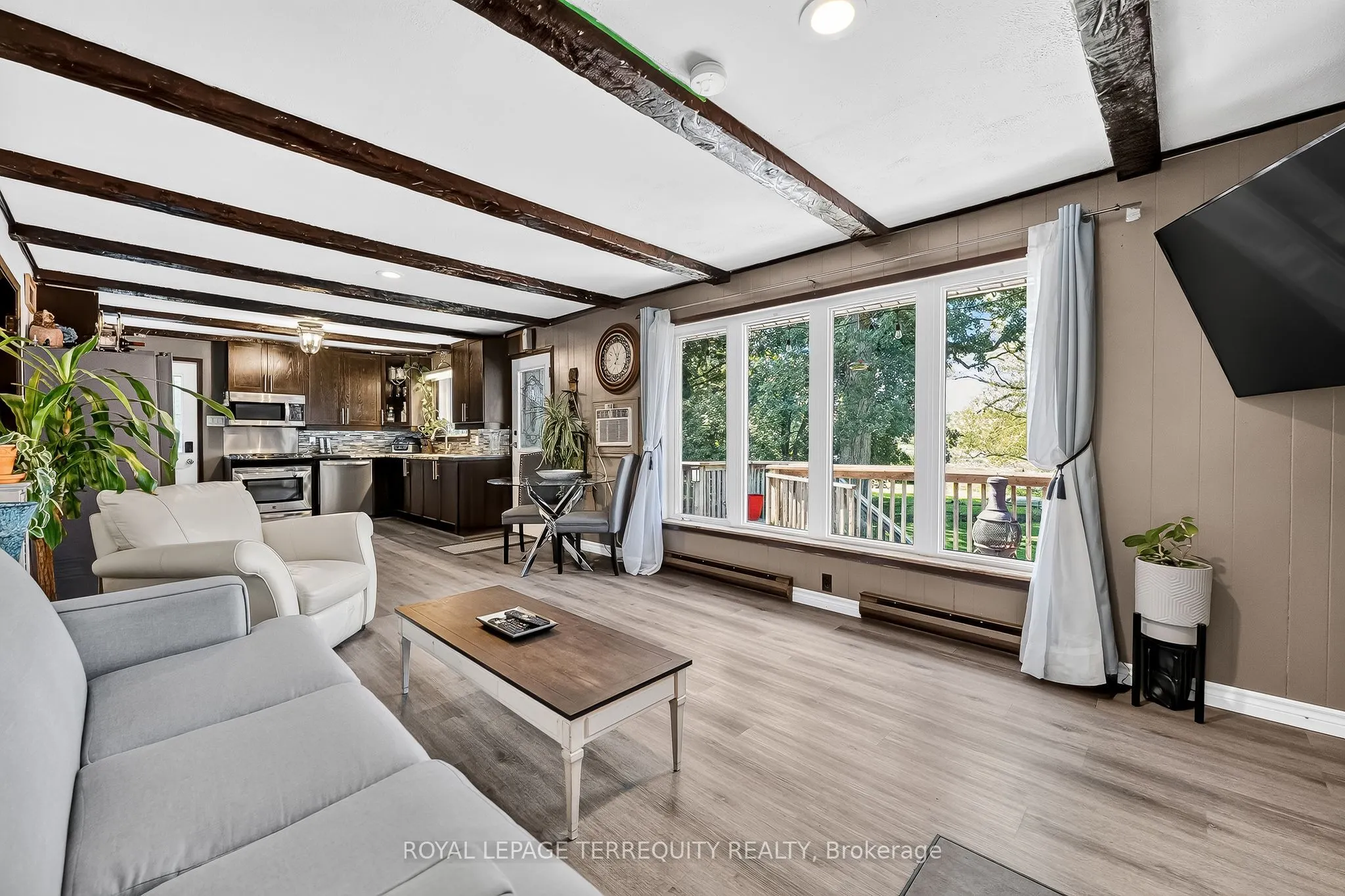 135 Izumi Way