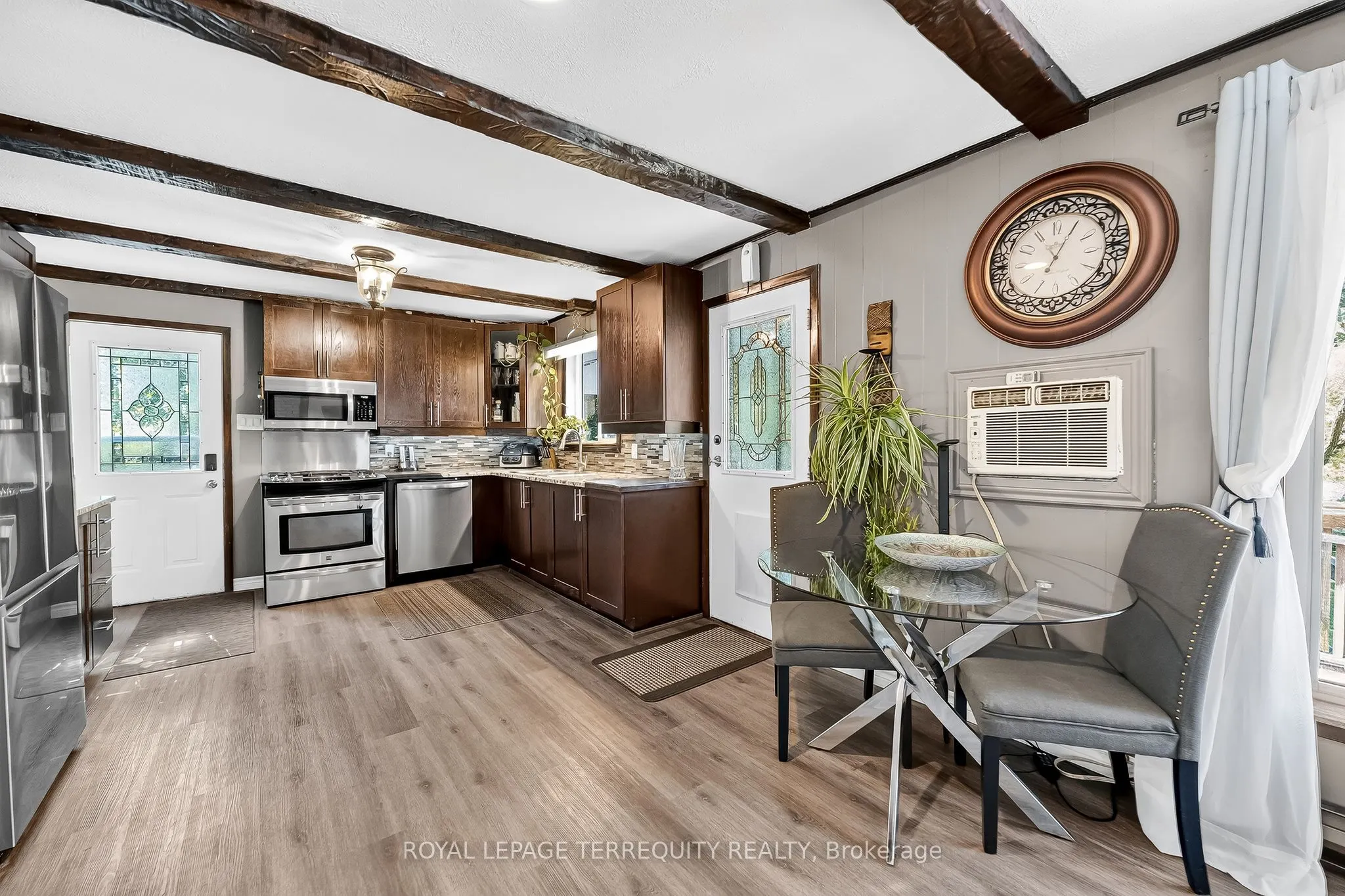 135 Izumi Way