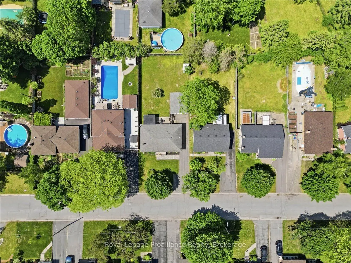 24 Harvest Crescent