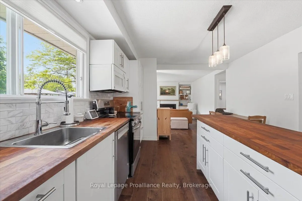 24 Harvest Crescent