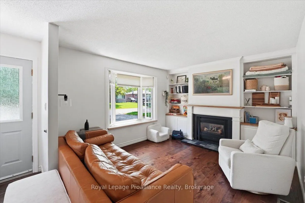 24 Harvest Crescent