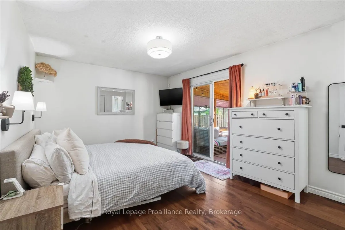 24 Harvest Crescent