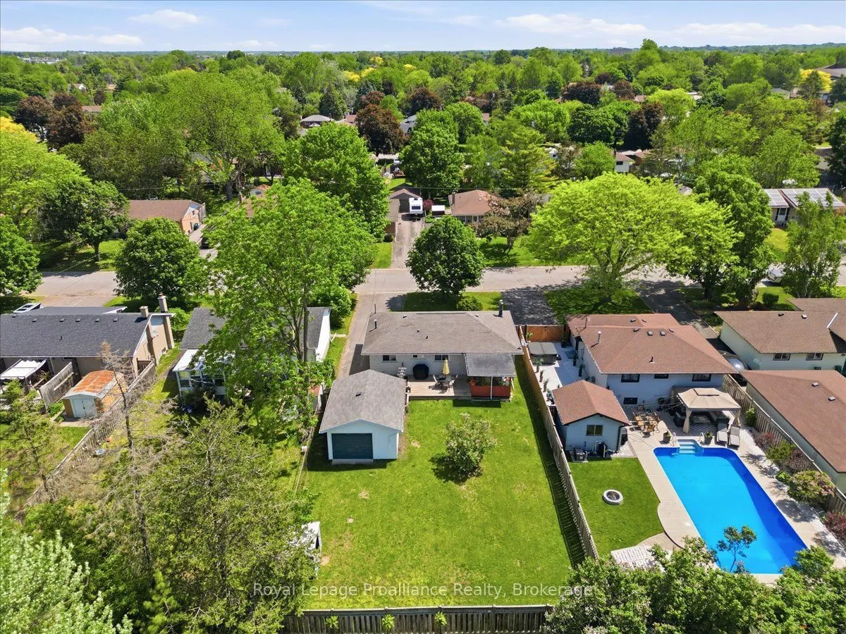 24 Harvest Crescent