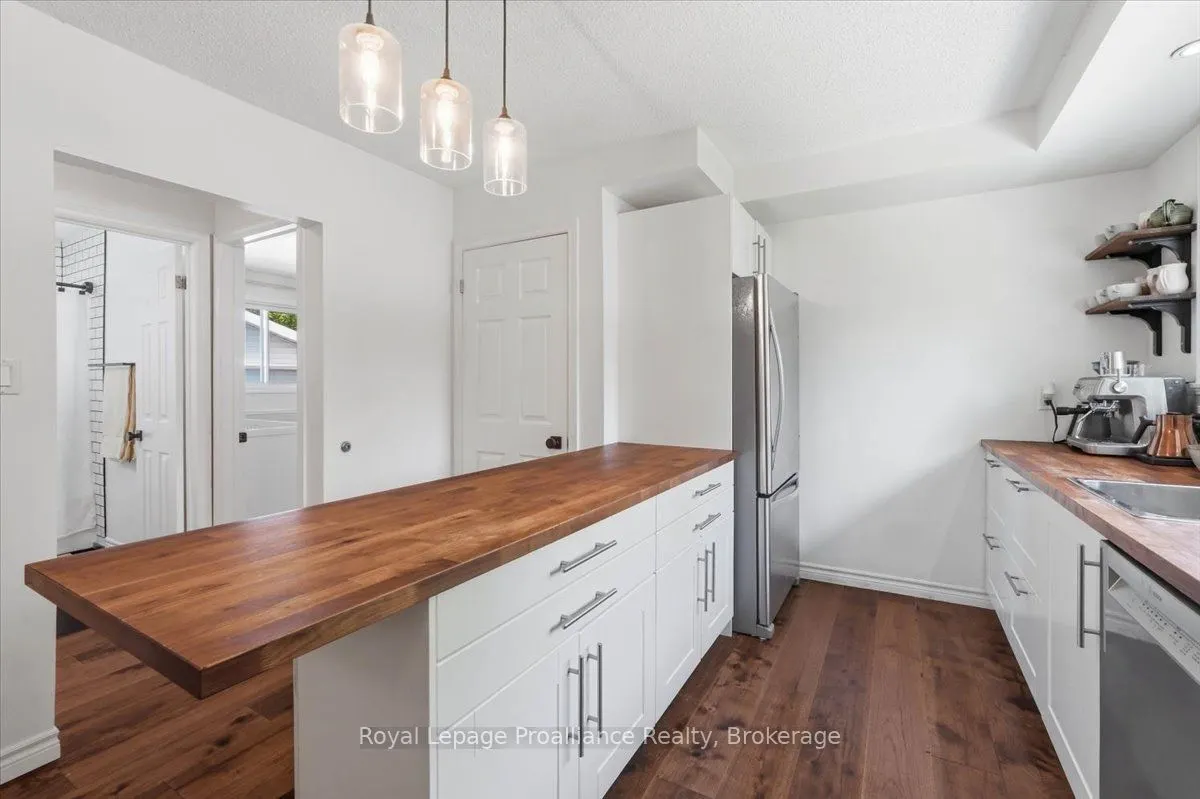24 Harvest Crescent