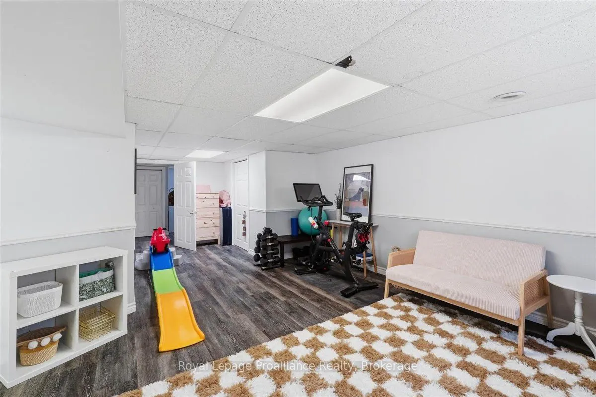 24 Harvest Crescent