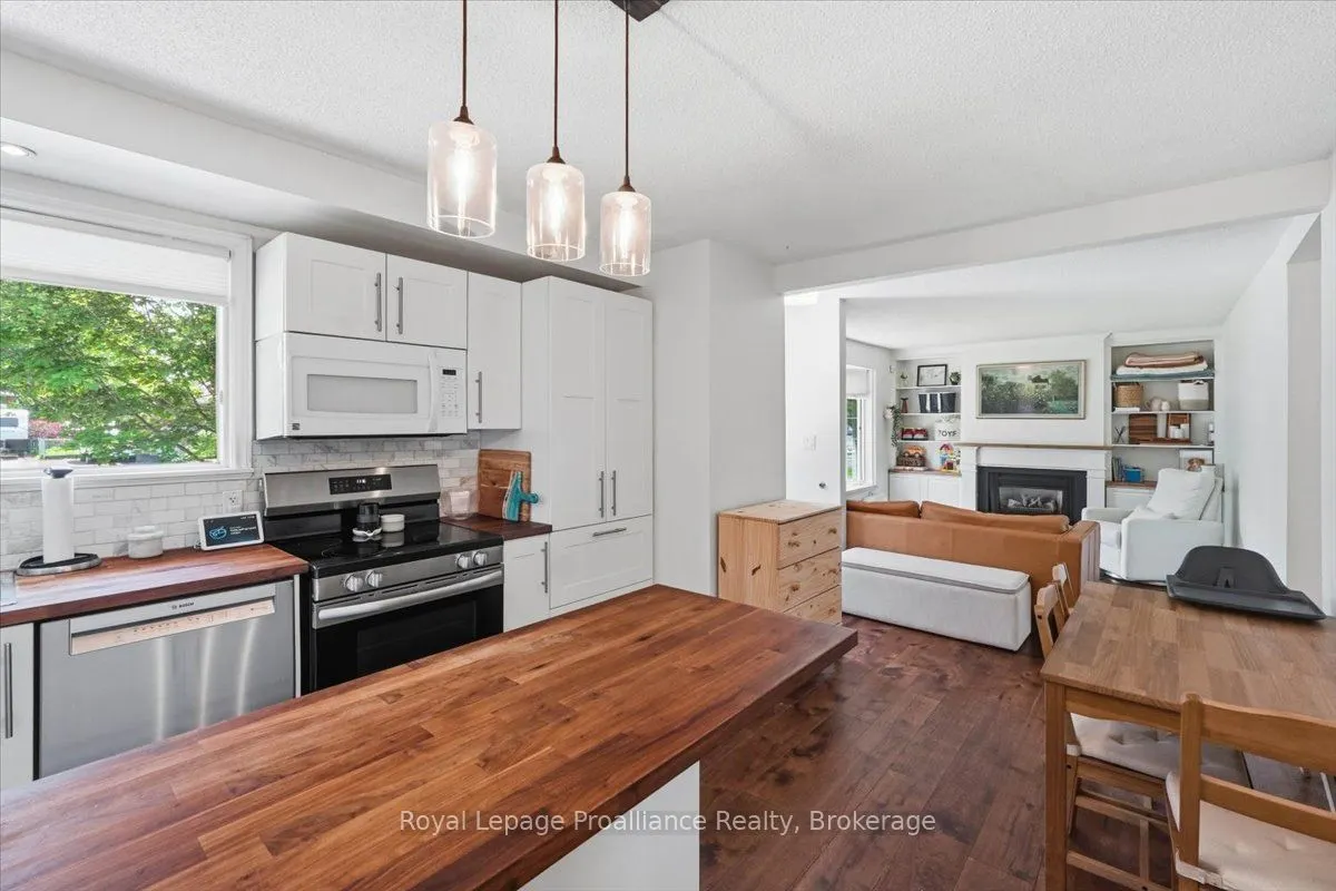 24 Harvest Crescent
