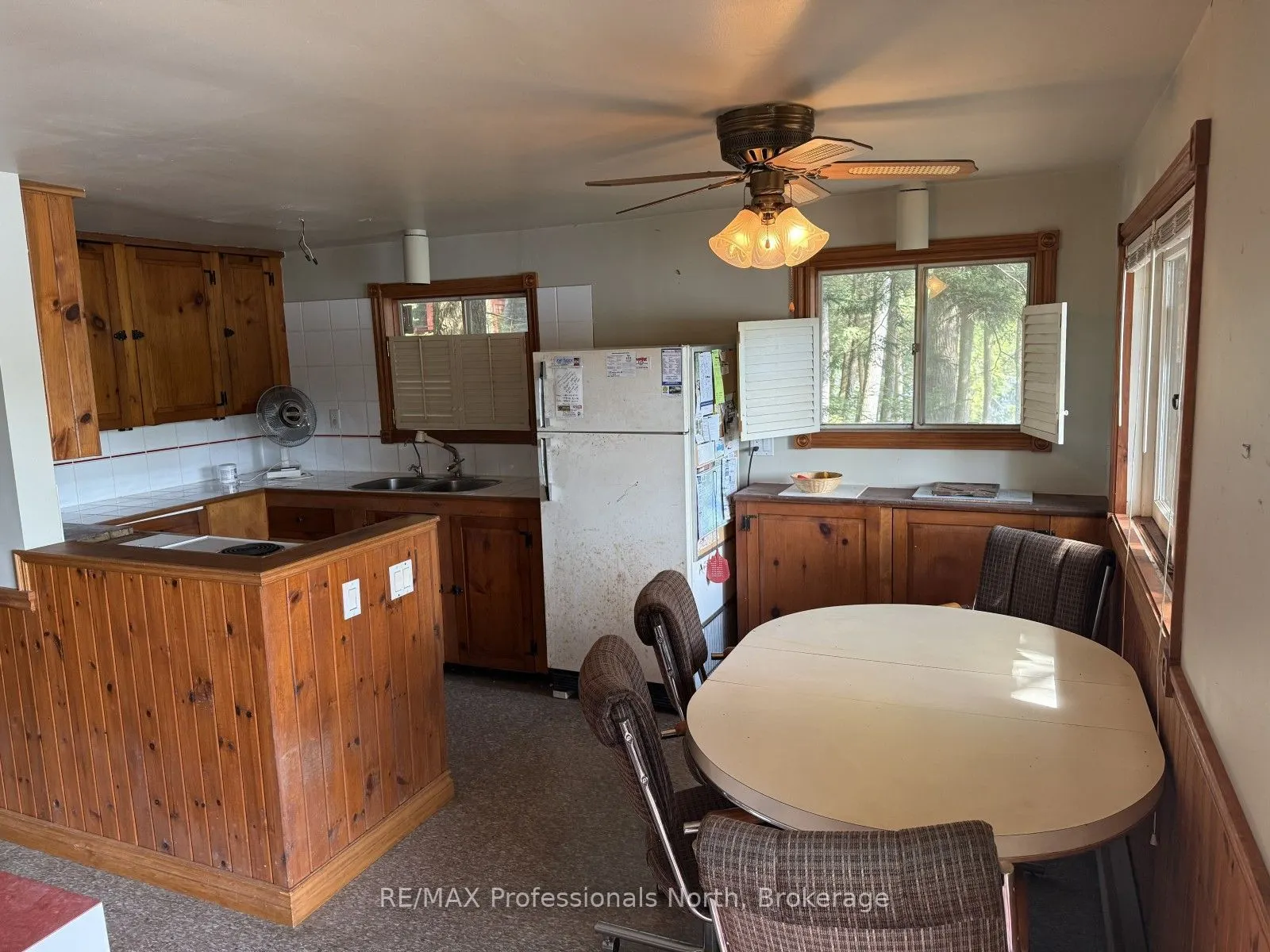 1019 Arrowhead Drive