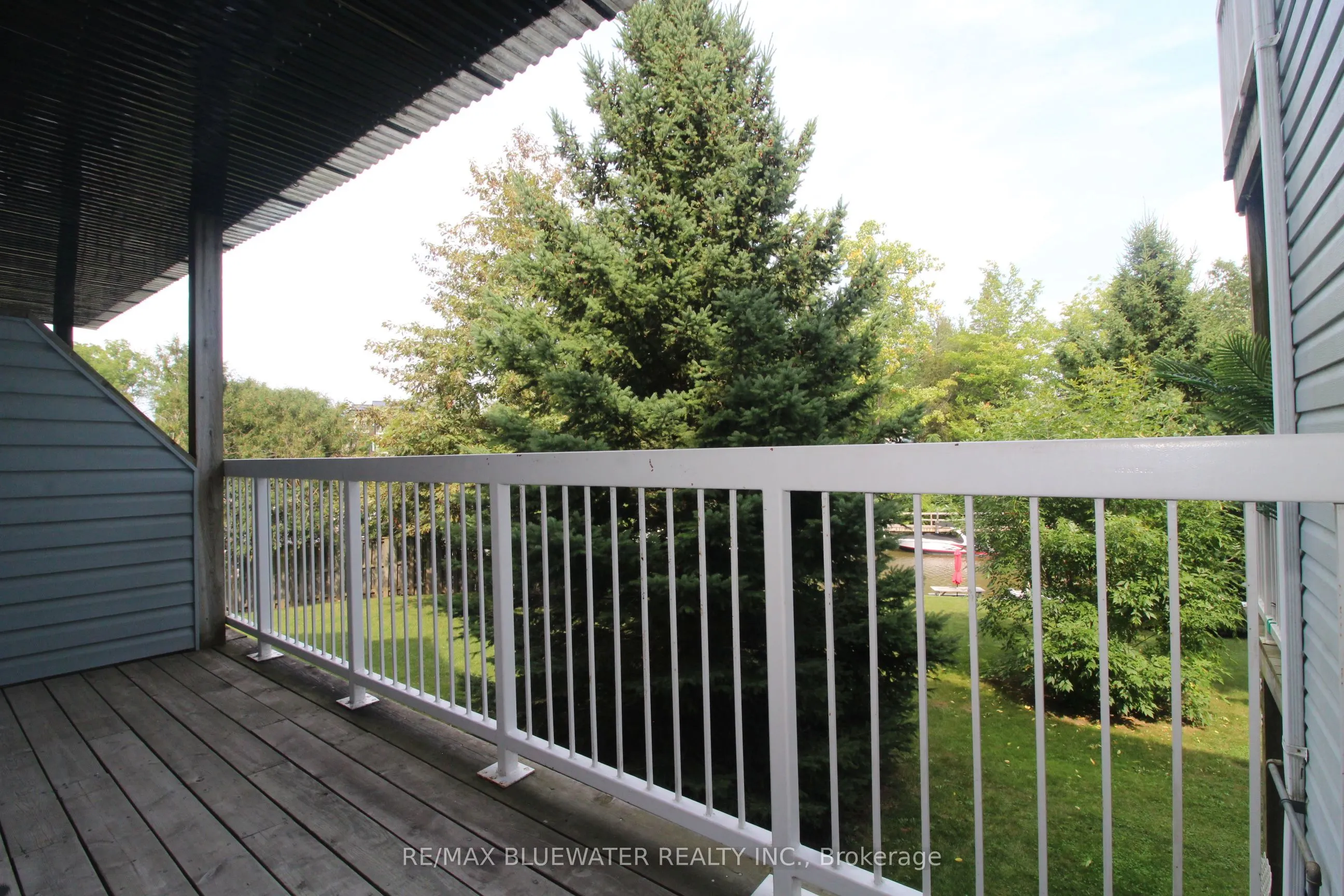 48 Ontario Street S #7