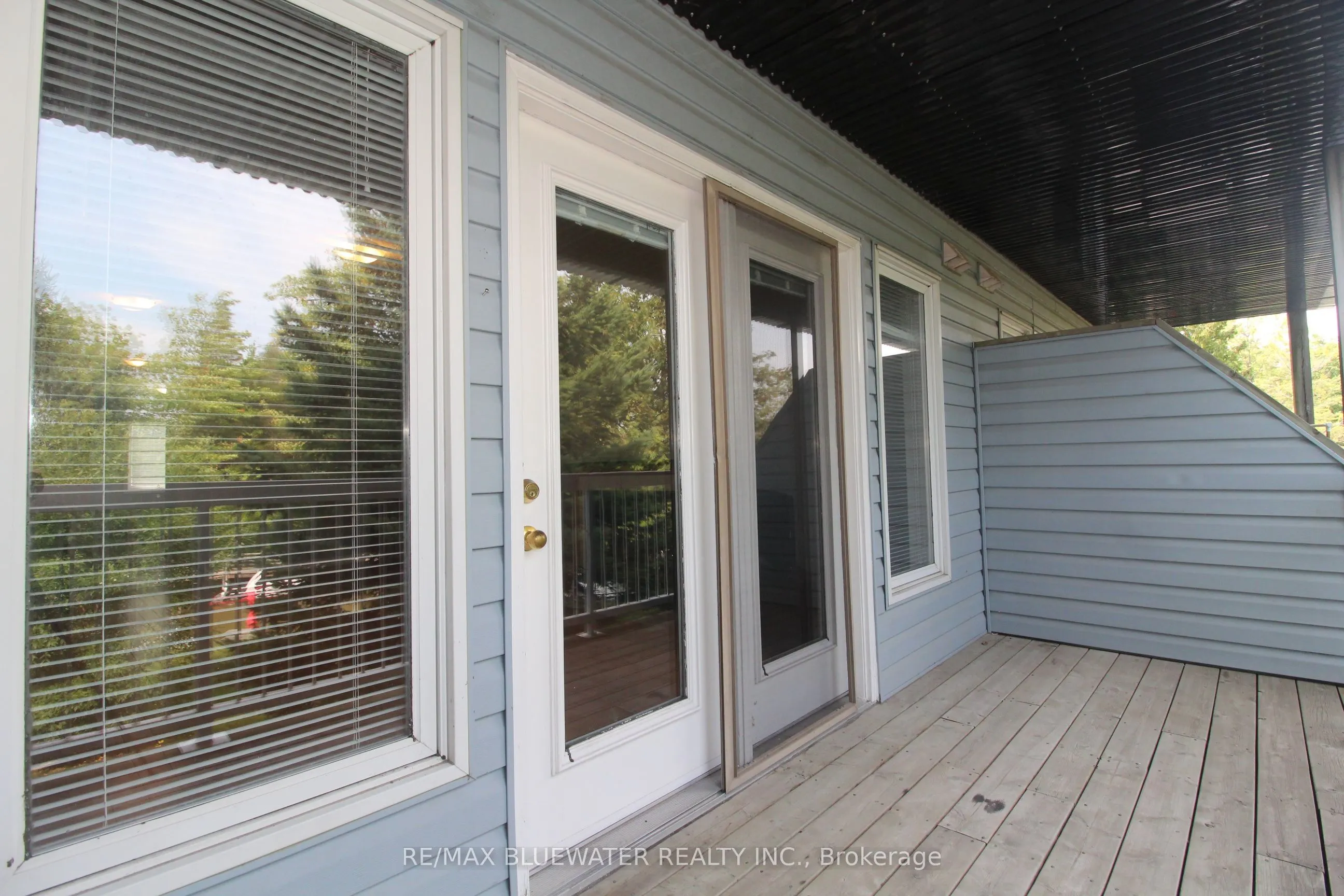 48 Ontario Street S #7