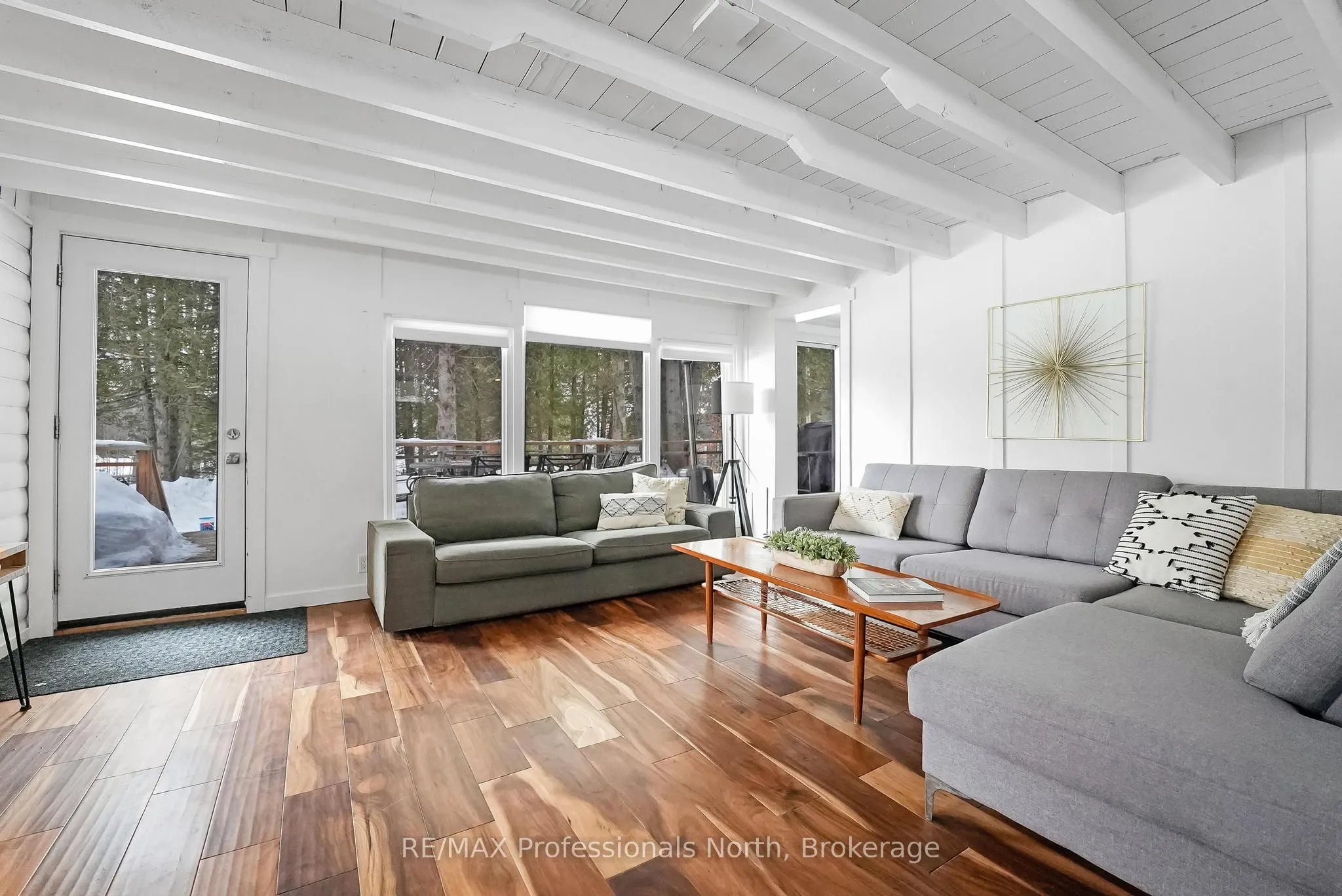 1044 Shanahan Trail