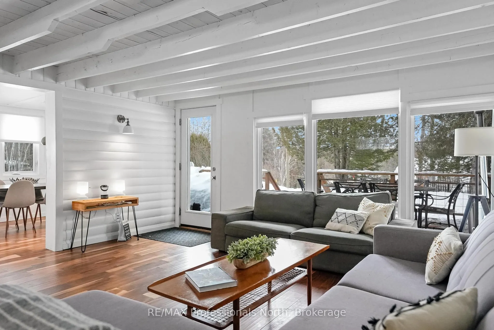 1044 Shanahan Trail