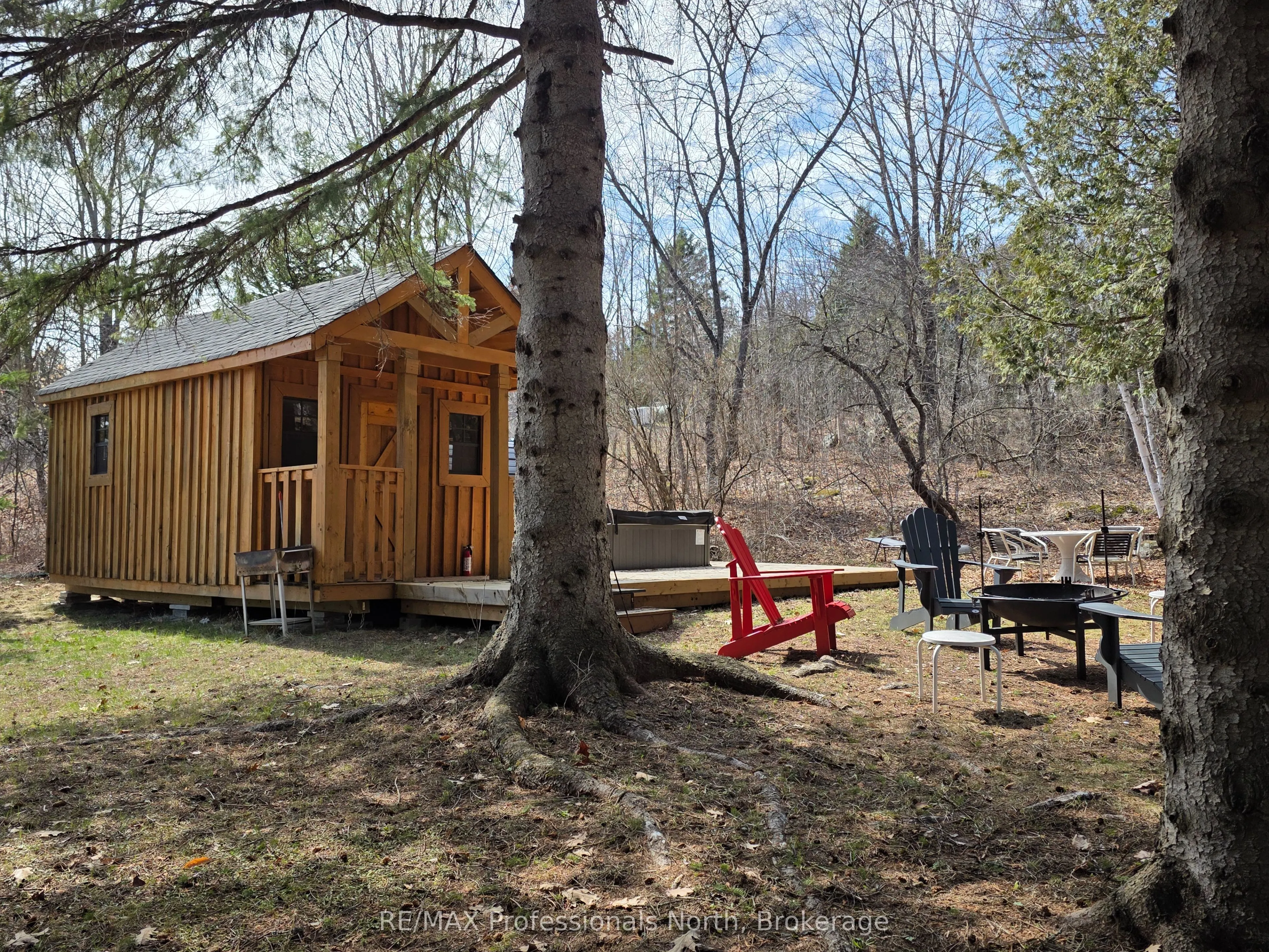 1044 Shanahan Trail