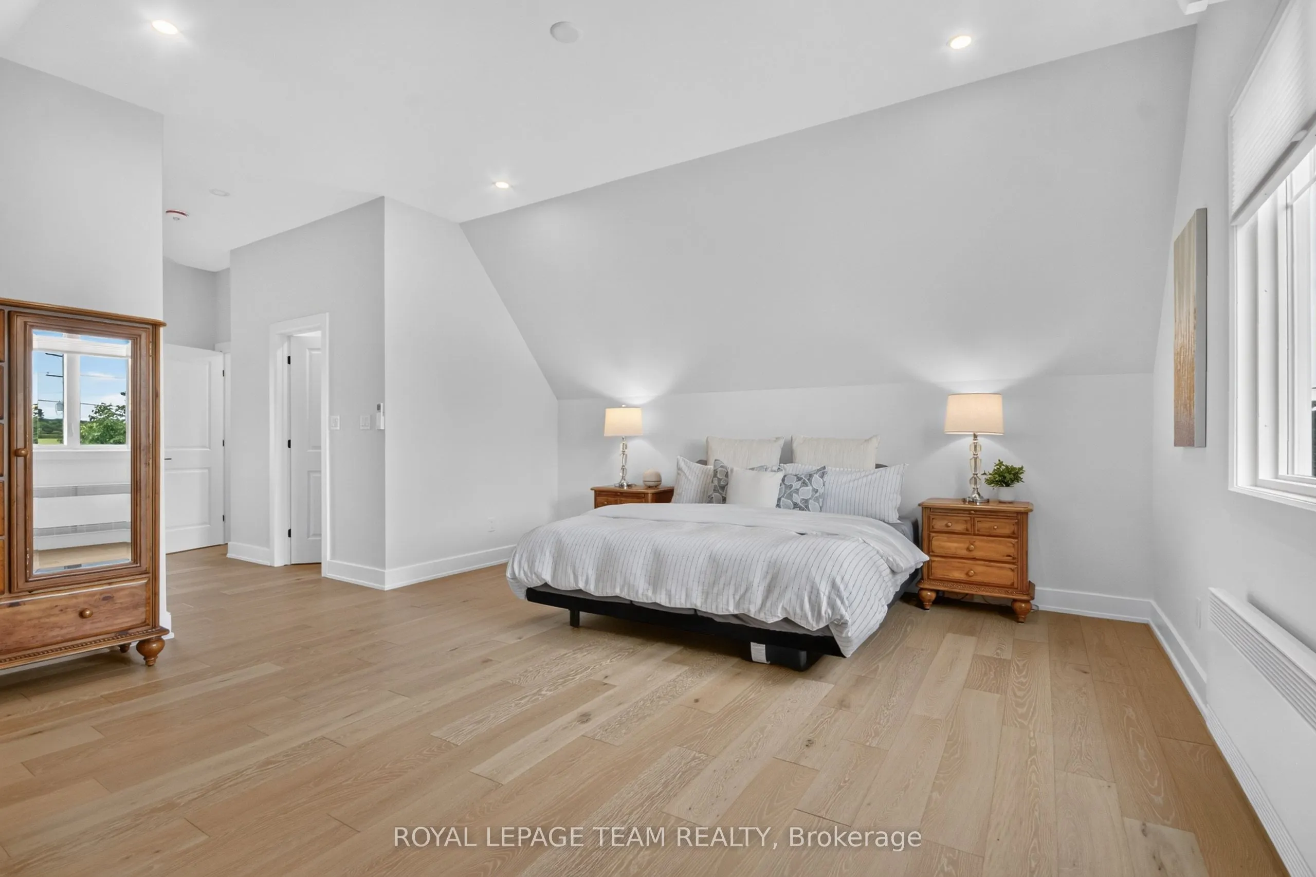 2710 River Road