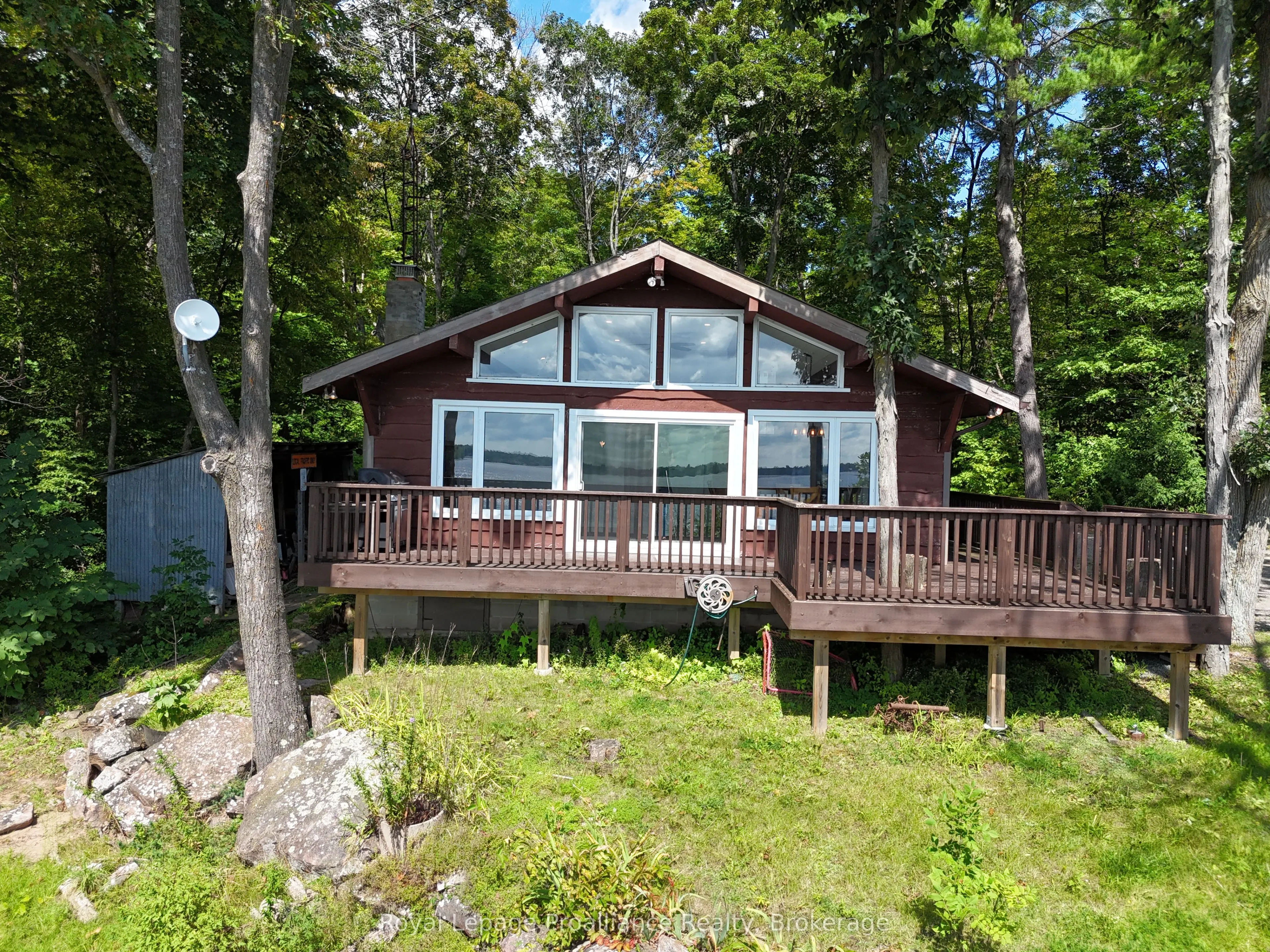 214 Lakeview Lane