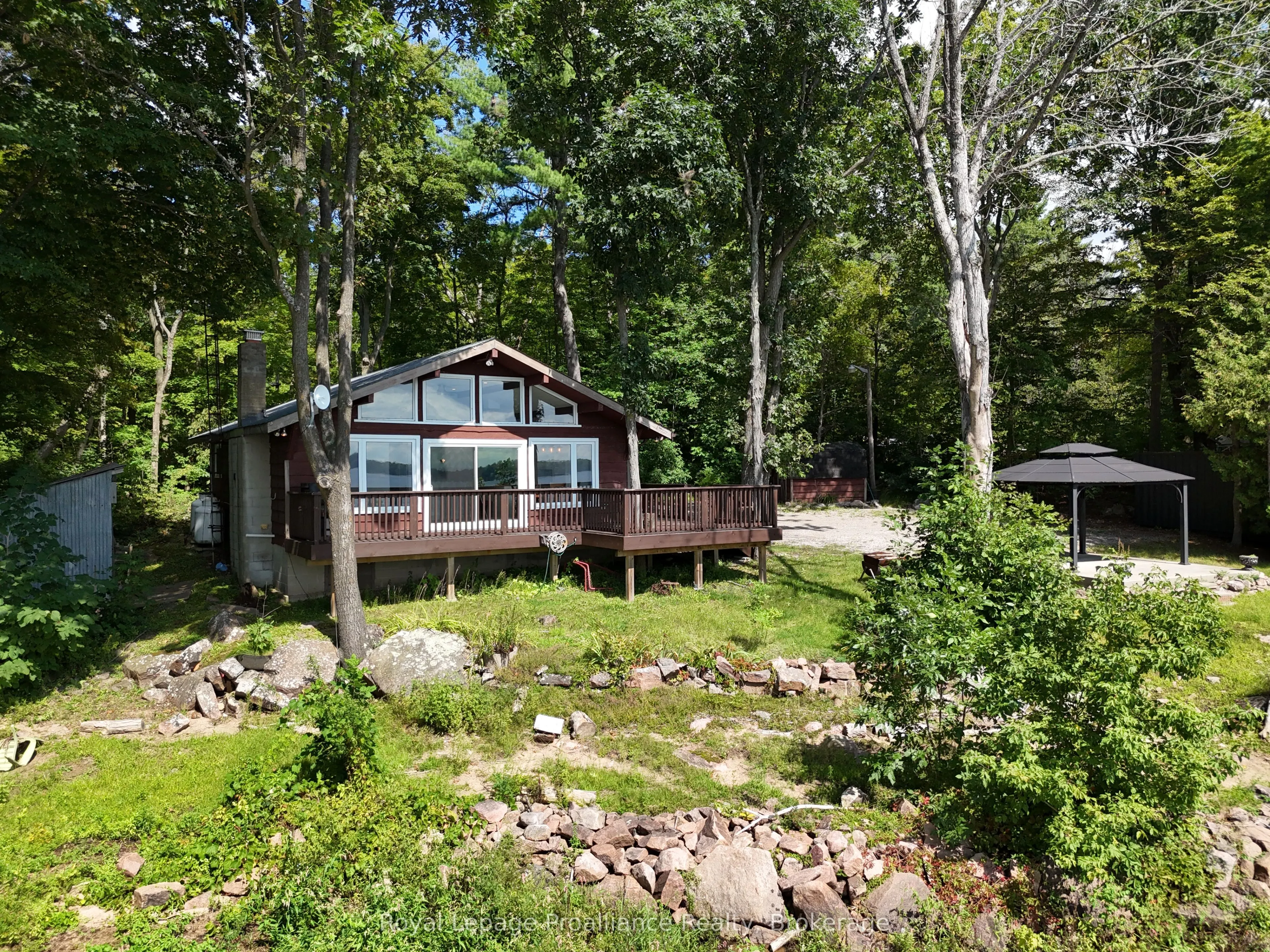 214 Lakeview Lane