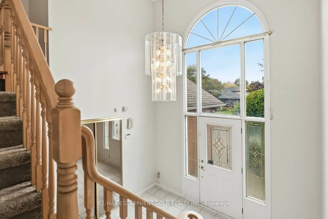 12 Sumner Crescent