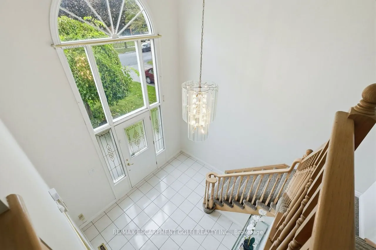 12 Sumner Crescent