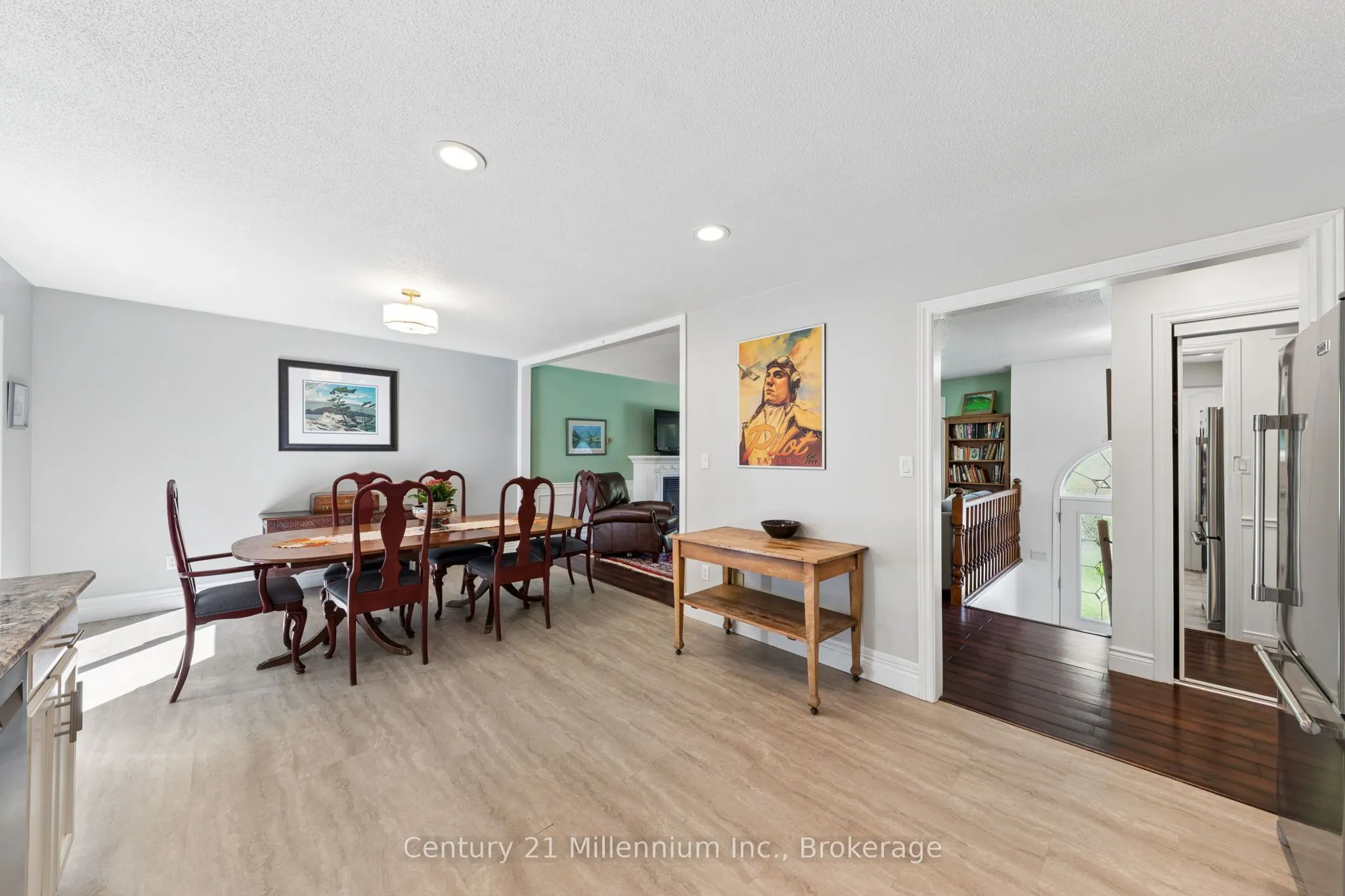 128 PARKLANE Crescent
