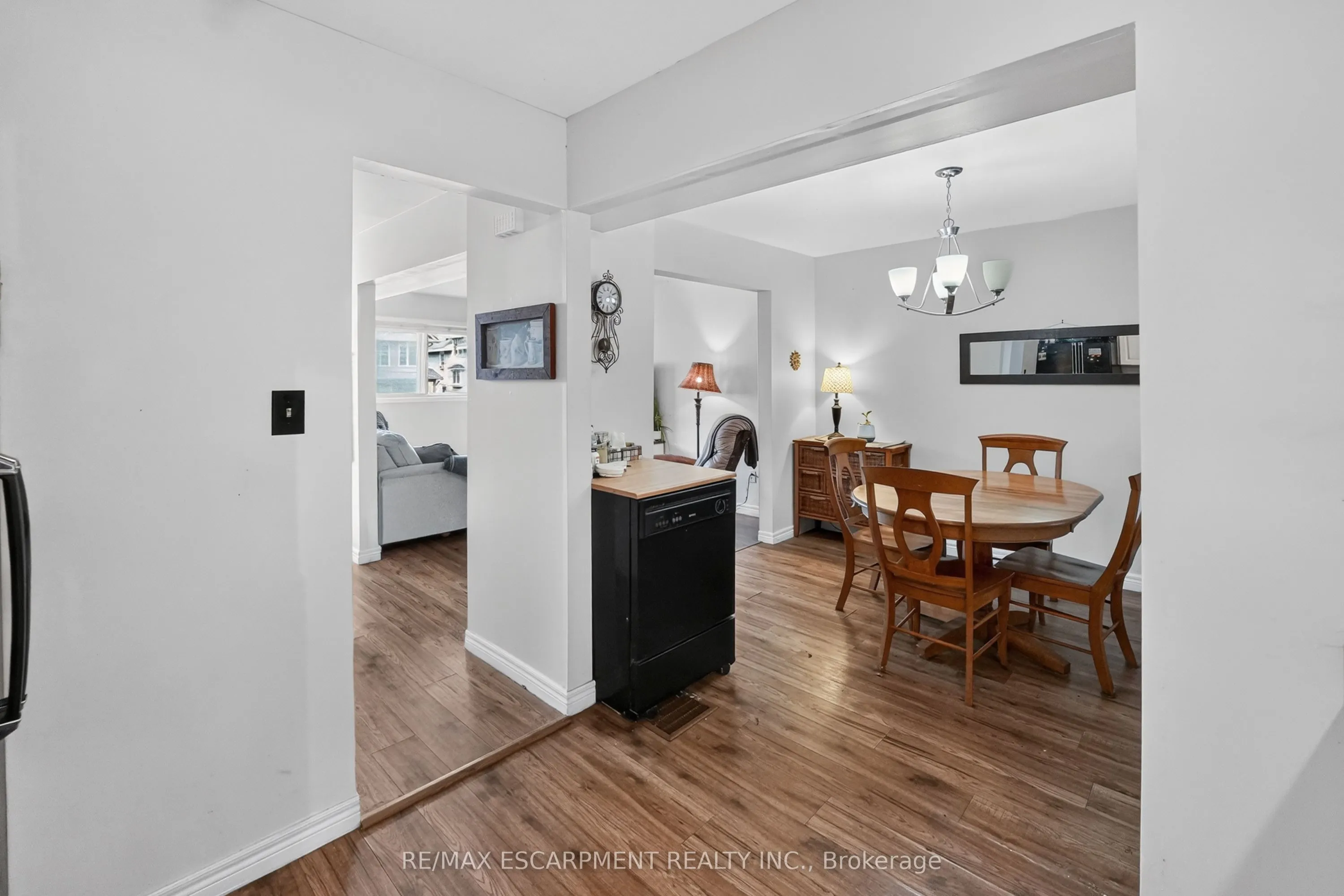 132 LOCK Street W #3