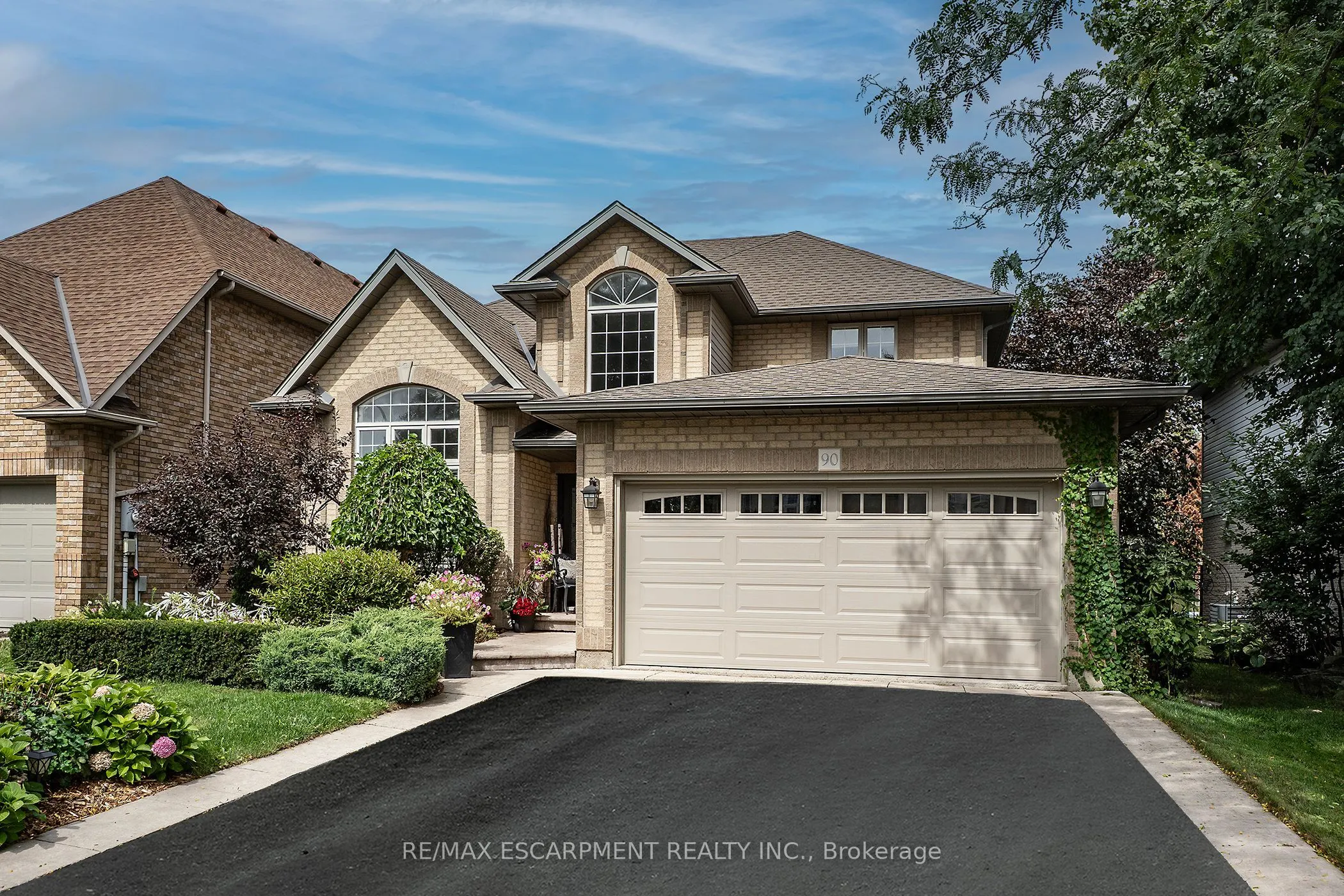90 Surrey Drive