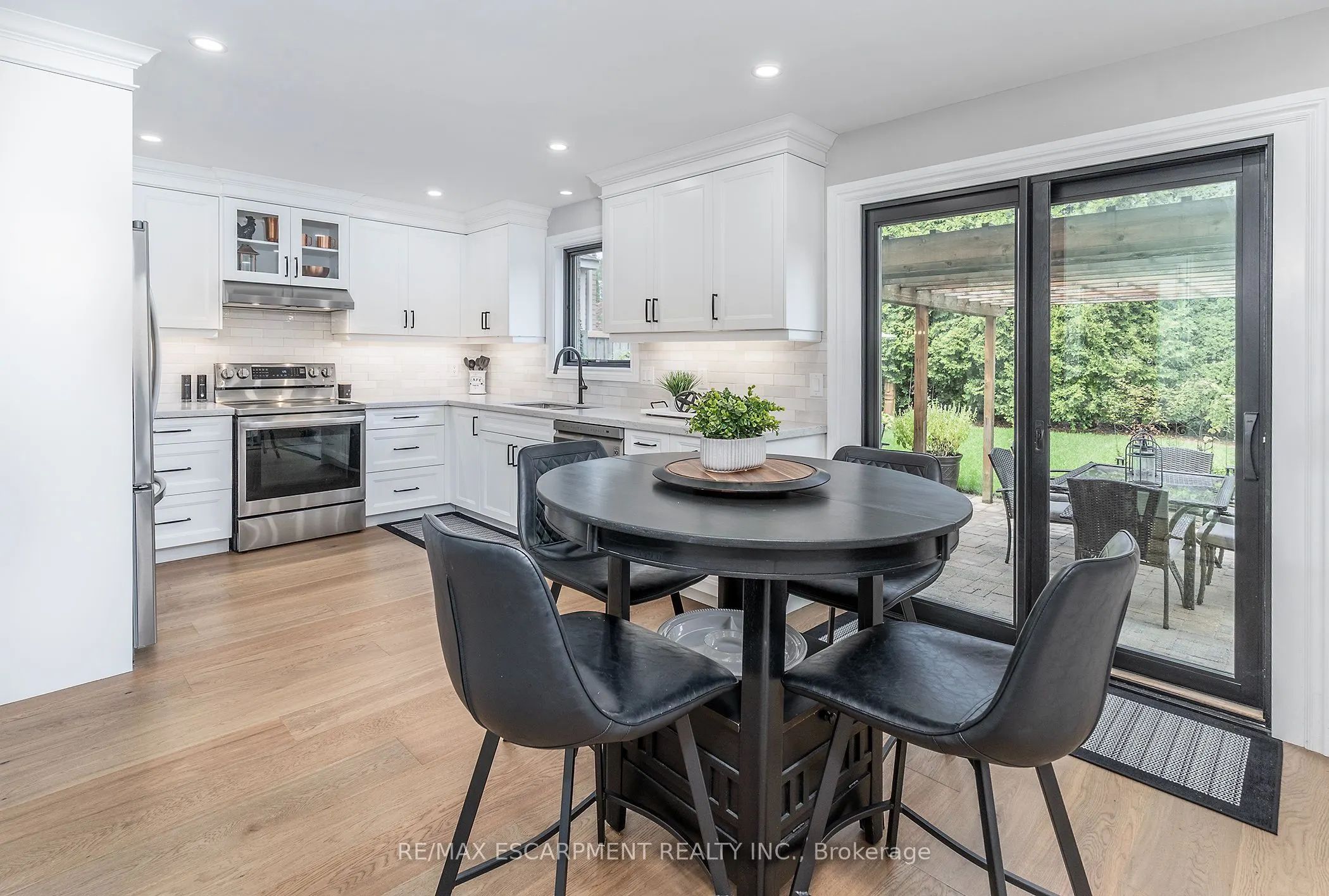 90 Surrey Drive