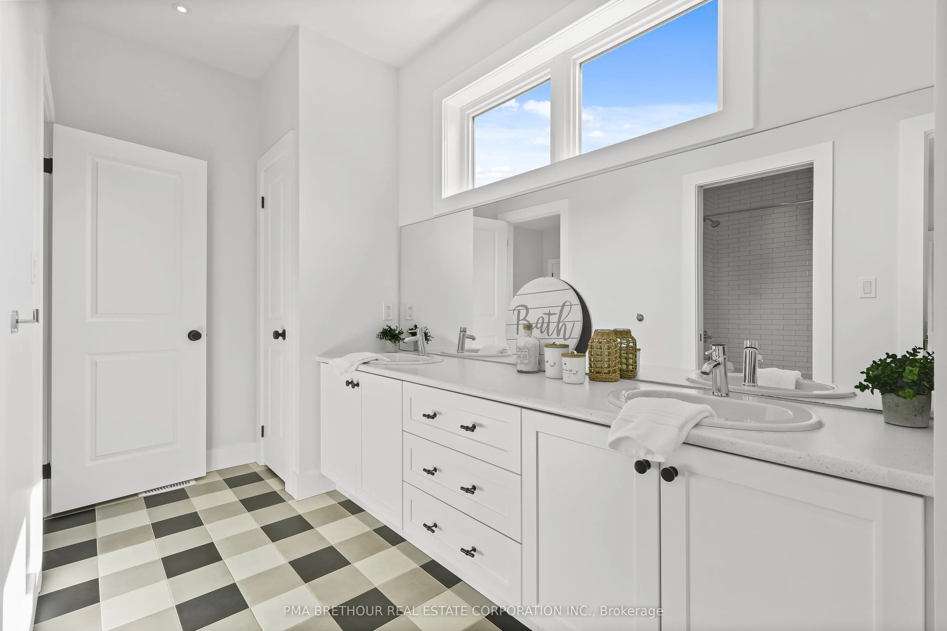 48 Pleasant View Crescent
