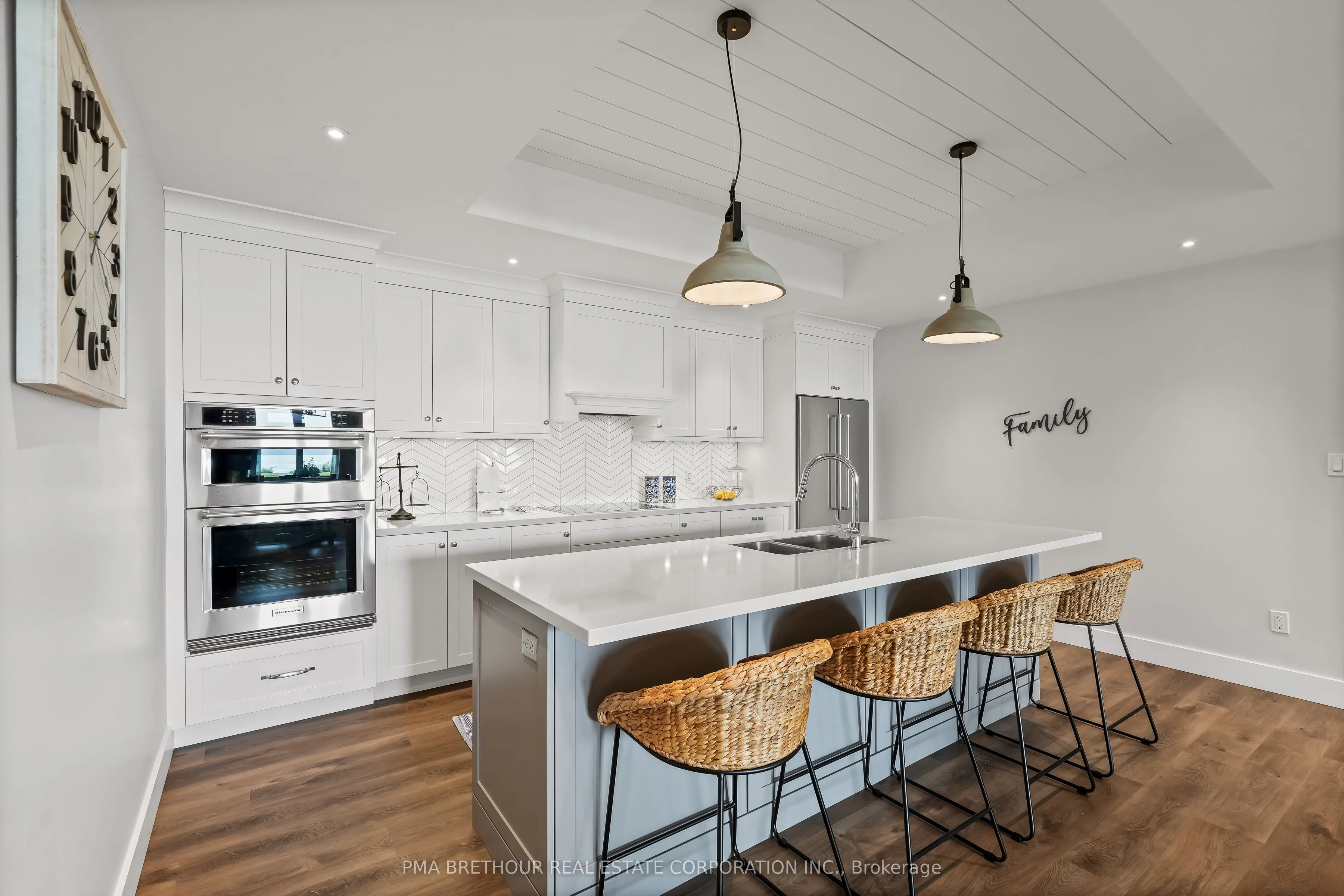 48 Pleasant View Crescent