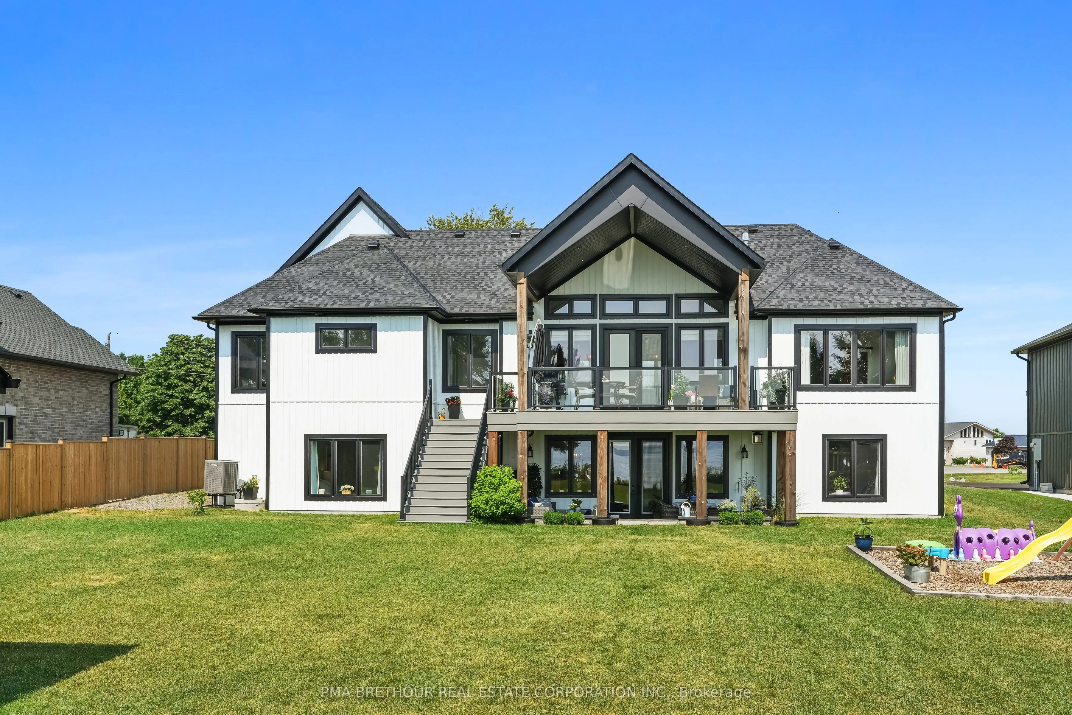 48 Pleasant View Crescent