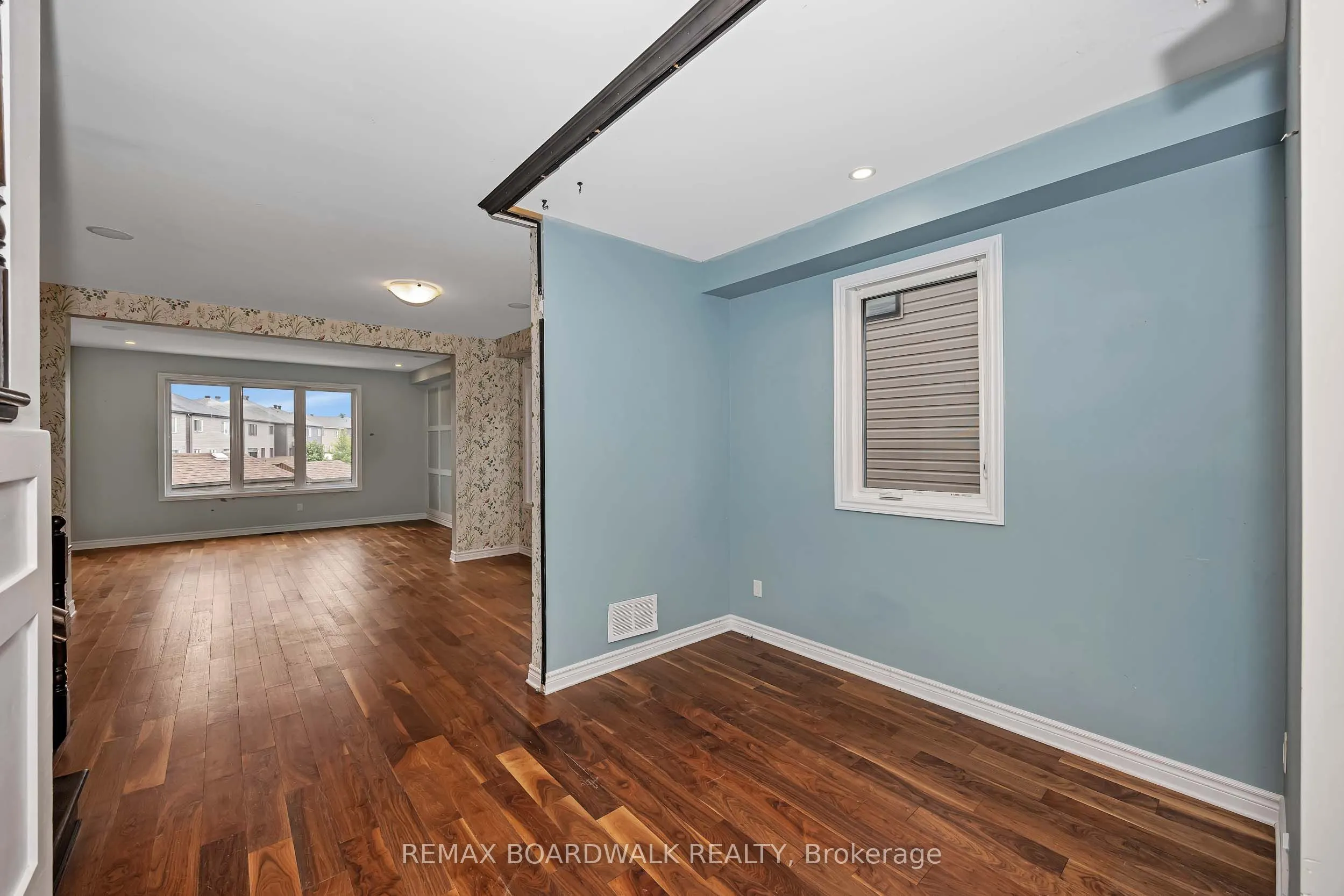 648 Decoeur Drive